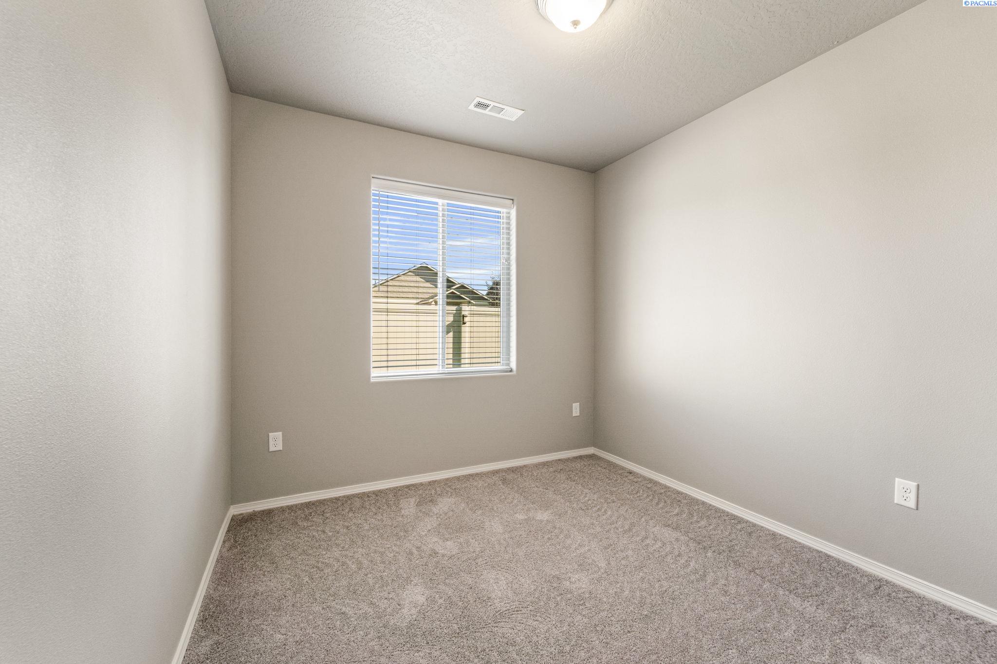 2975 Bellerive Drive