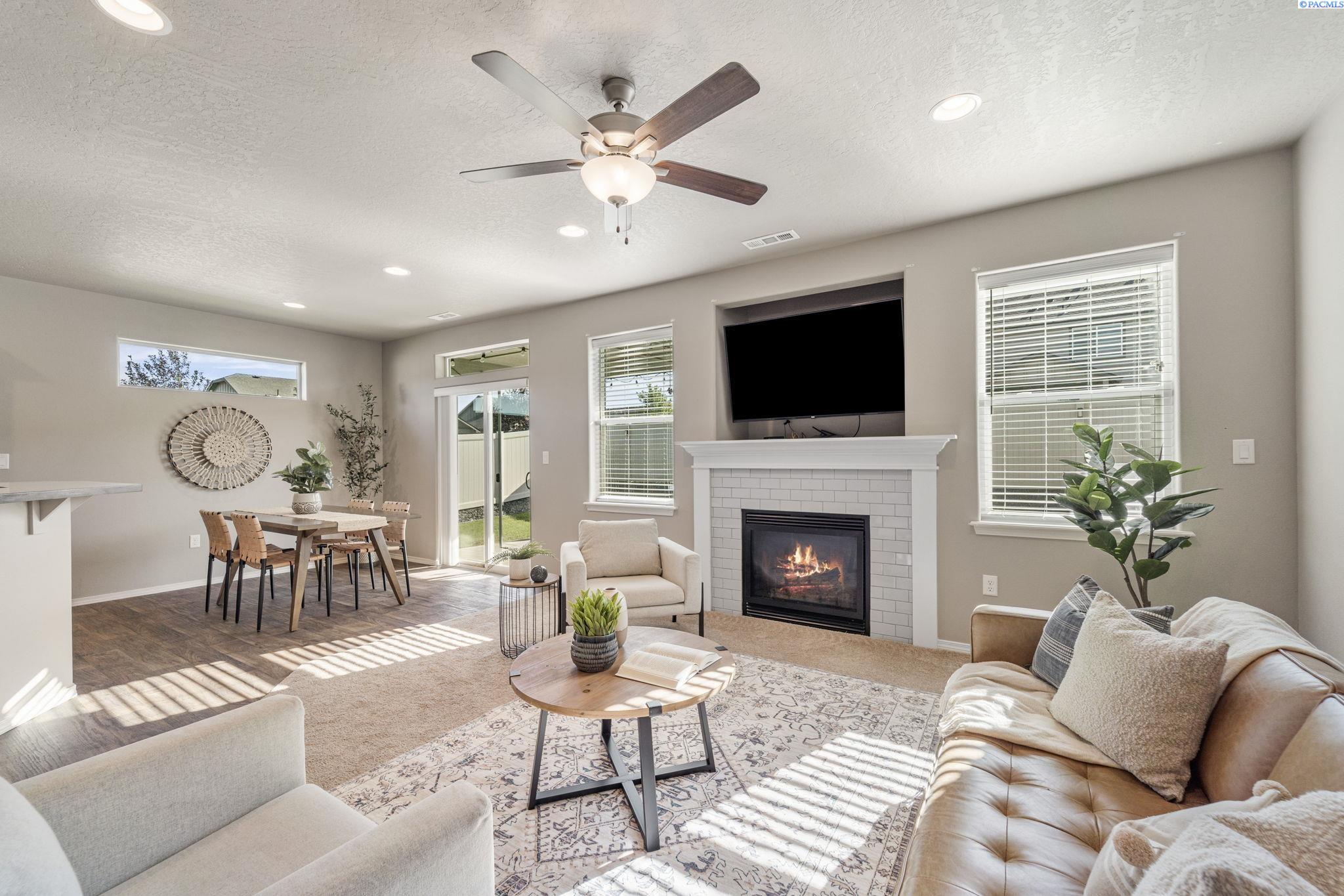 2975 Bellerive Drive