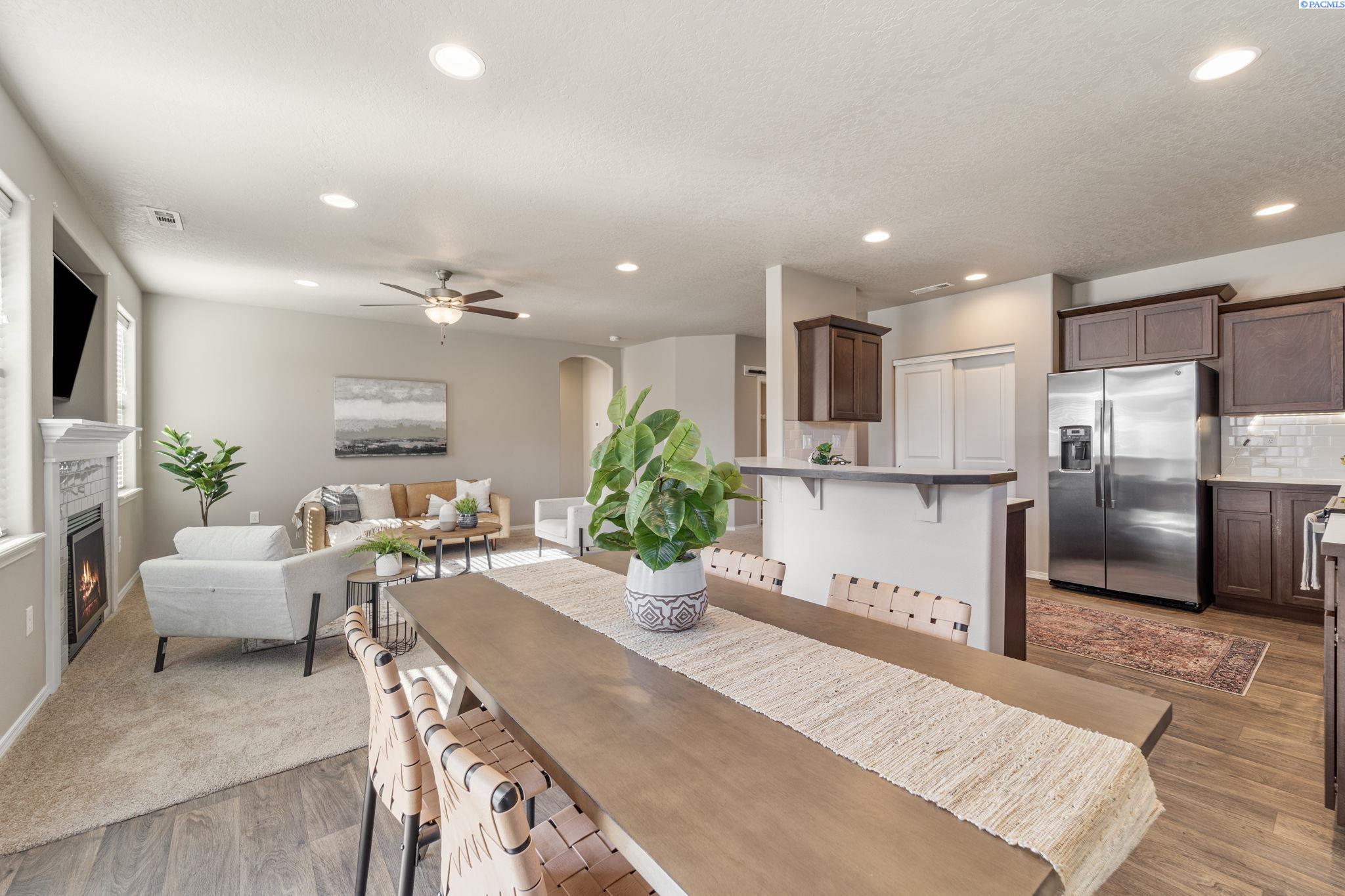2975 Bellerive Drive