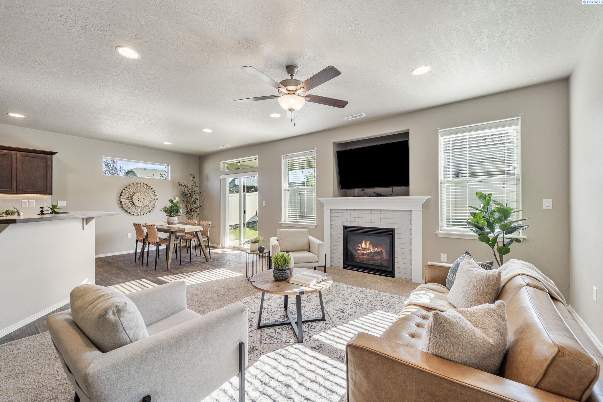 2975 Bellerive Drive