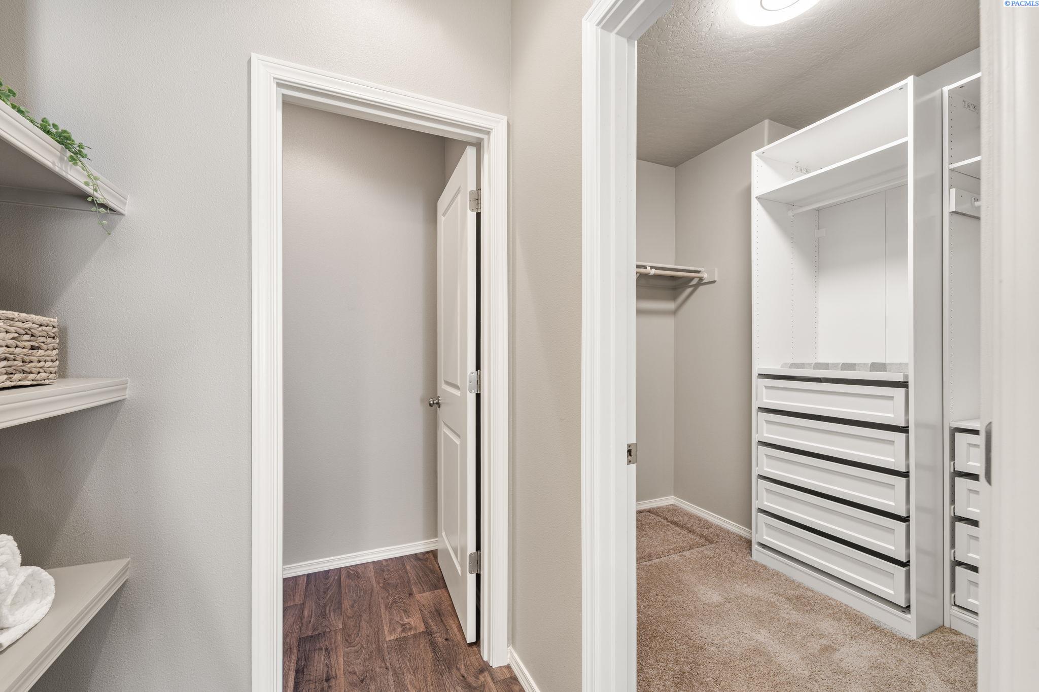 2975 Bellerive Drive
