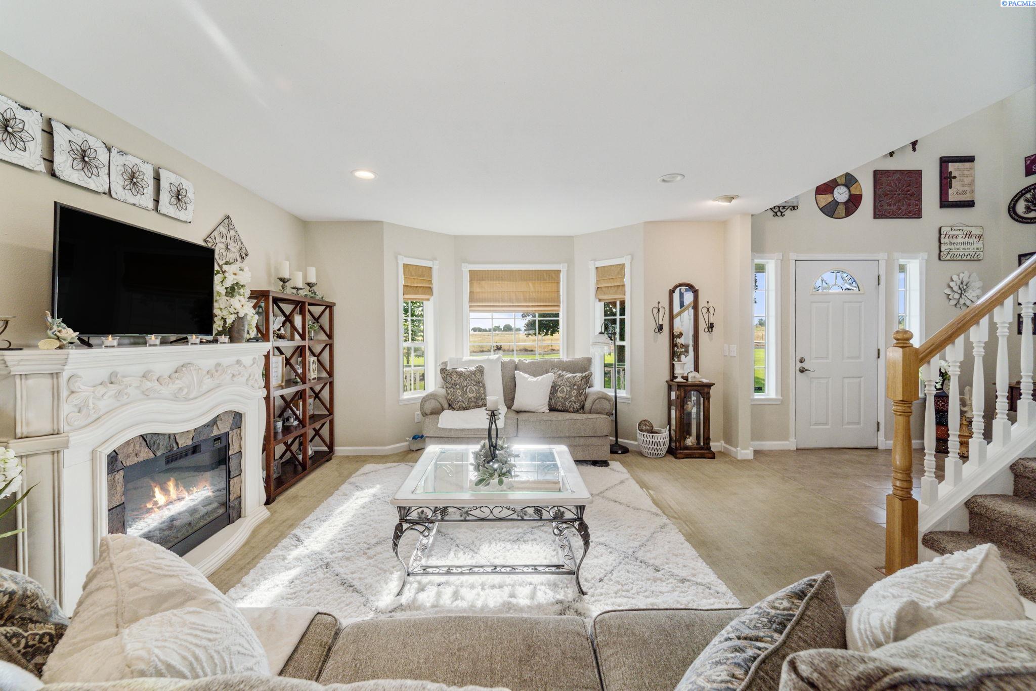 413 N Albro Road