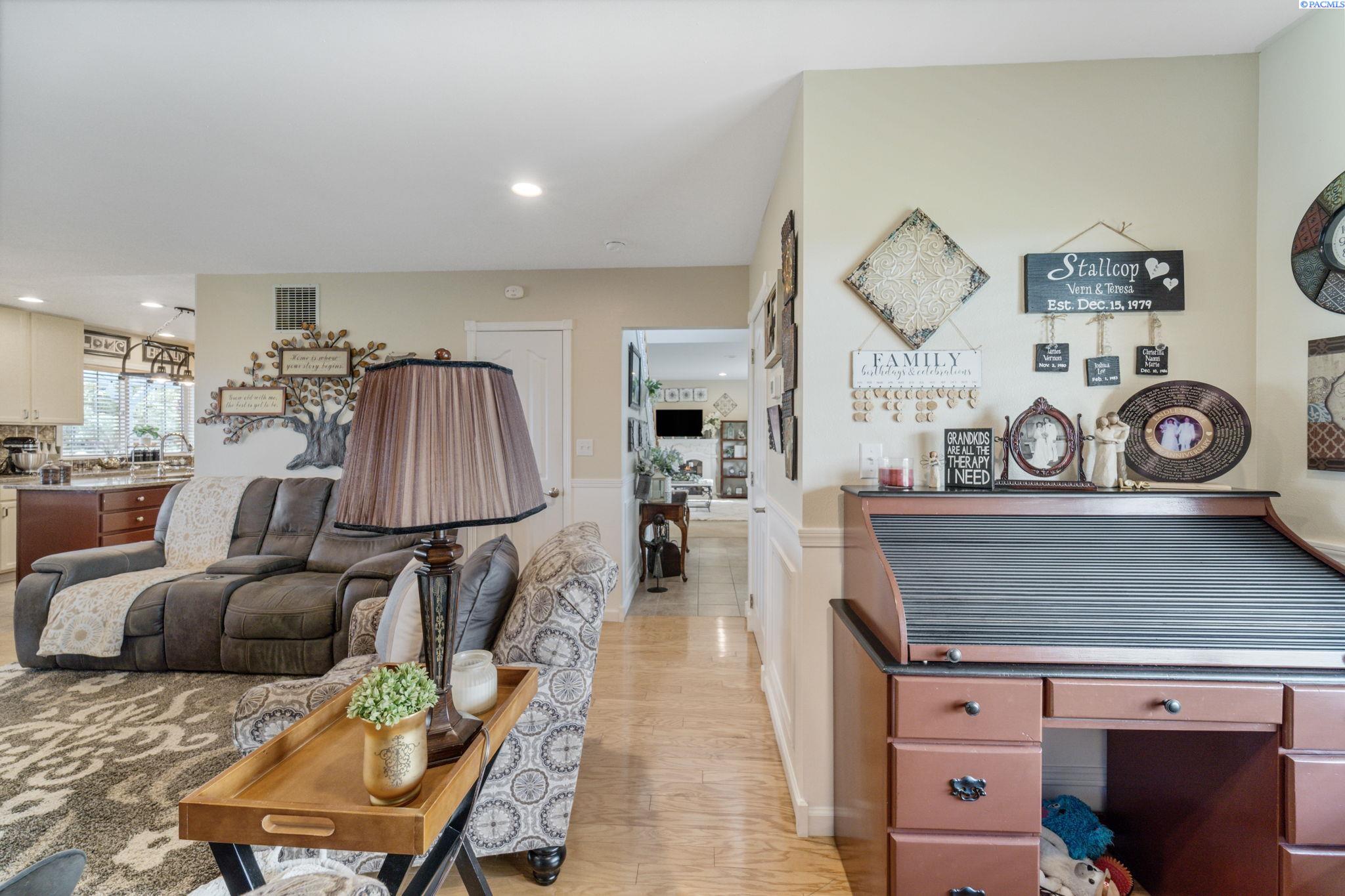 413 N Albro Road