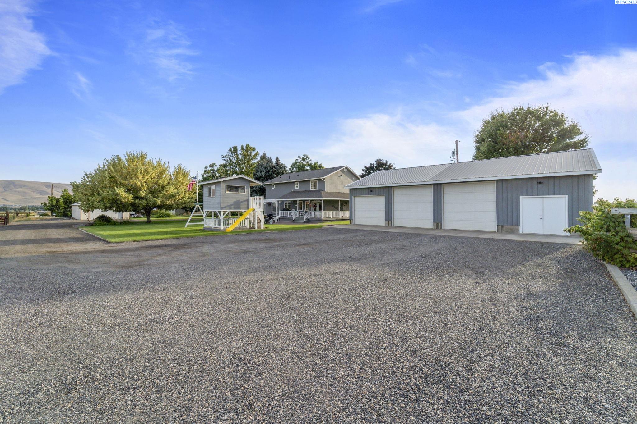 413 N Albro Road