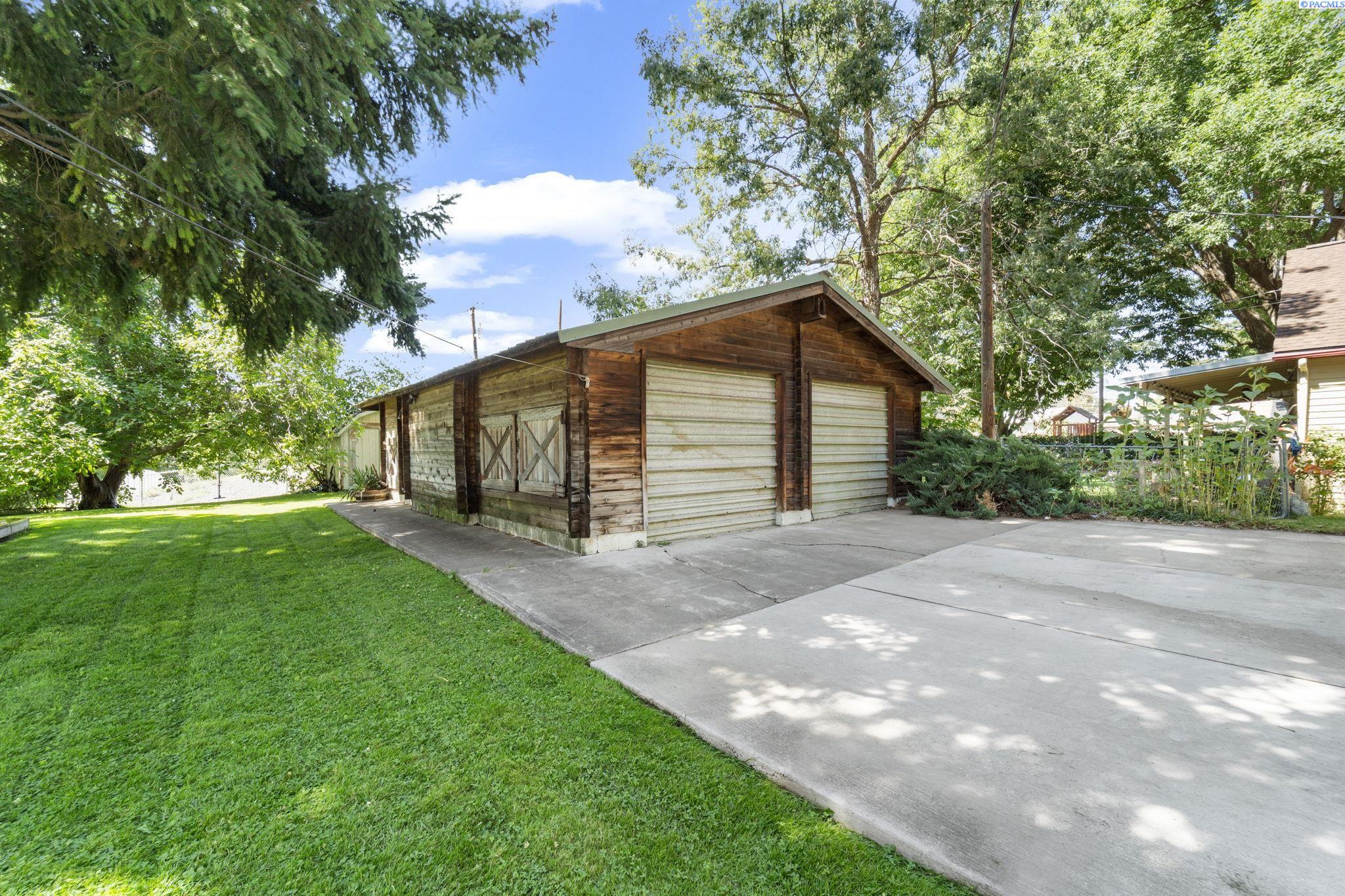 1002 Sherman Avenue