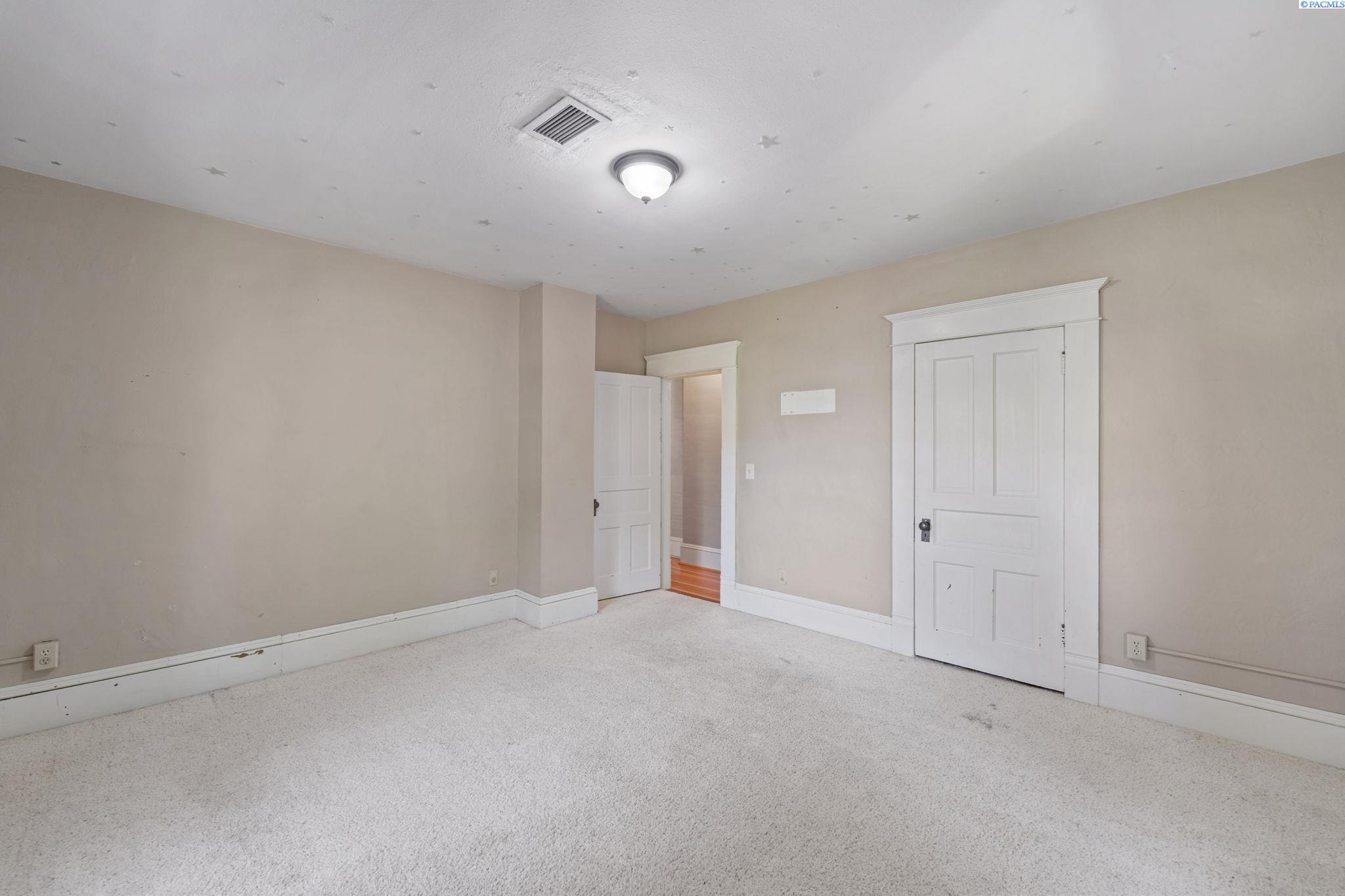 1002 Sherman Avenue