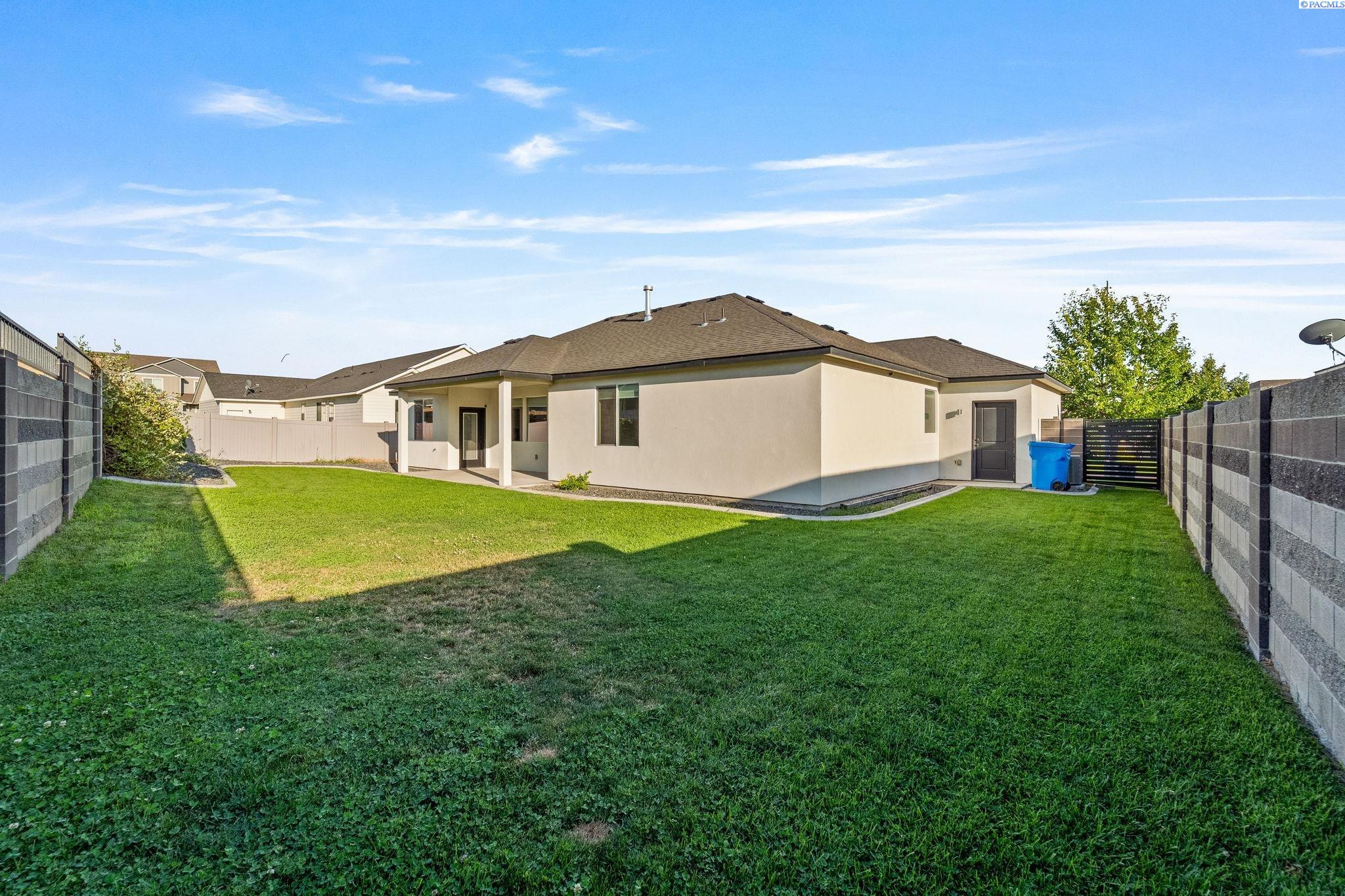 4762 McEwan Dr