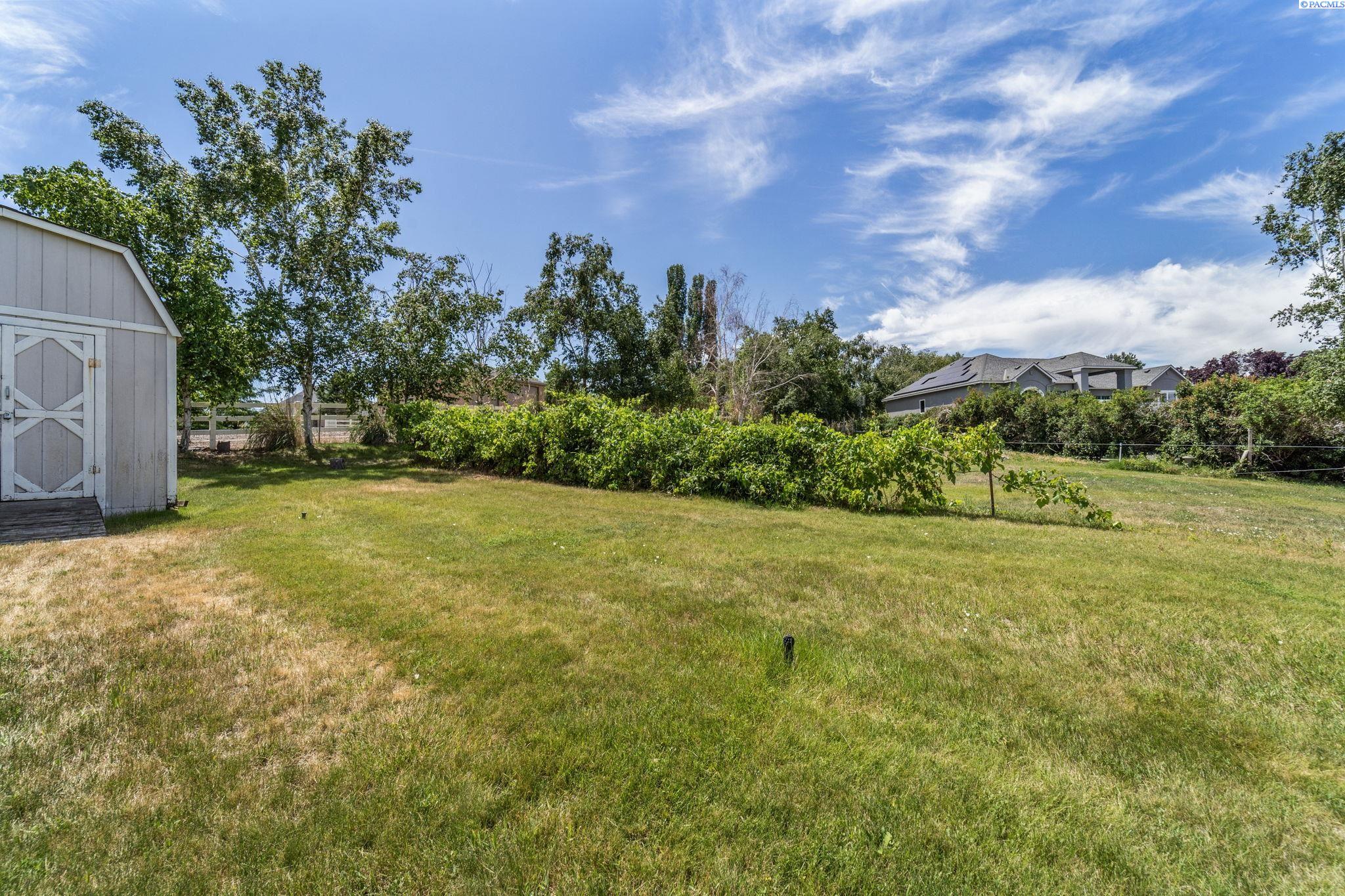 4949 Rau Lane