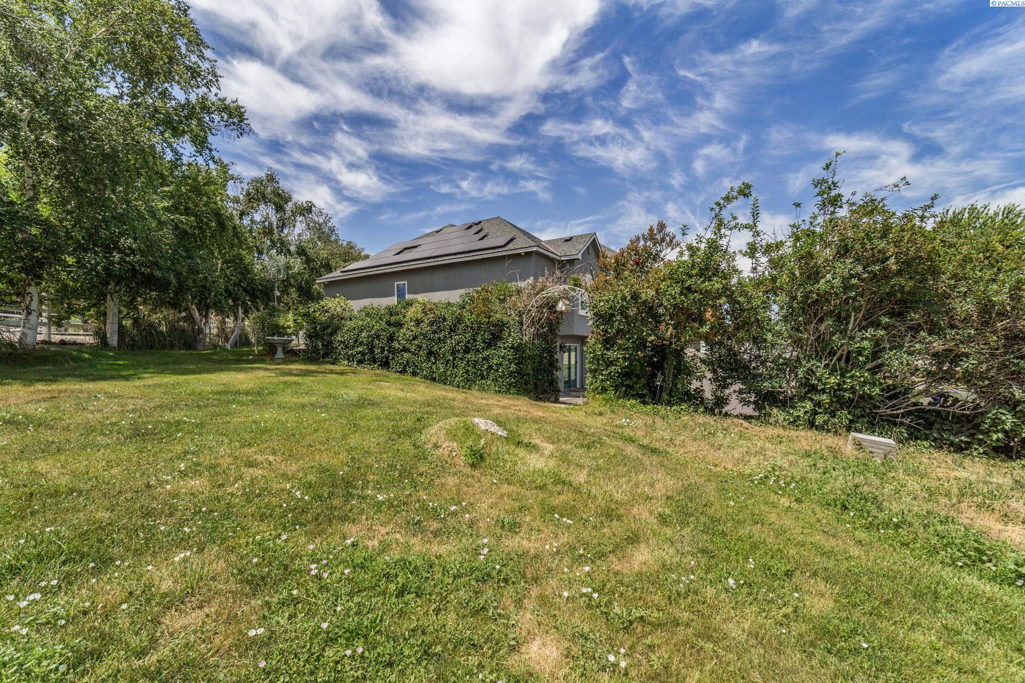 4949 Rau Lane