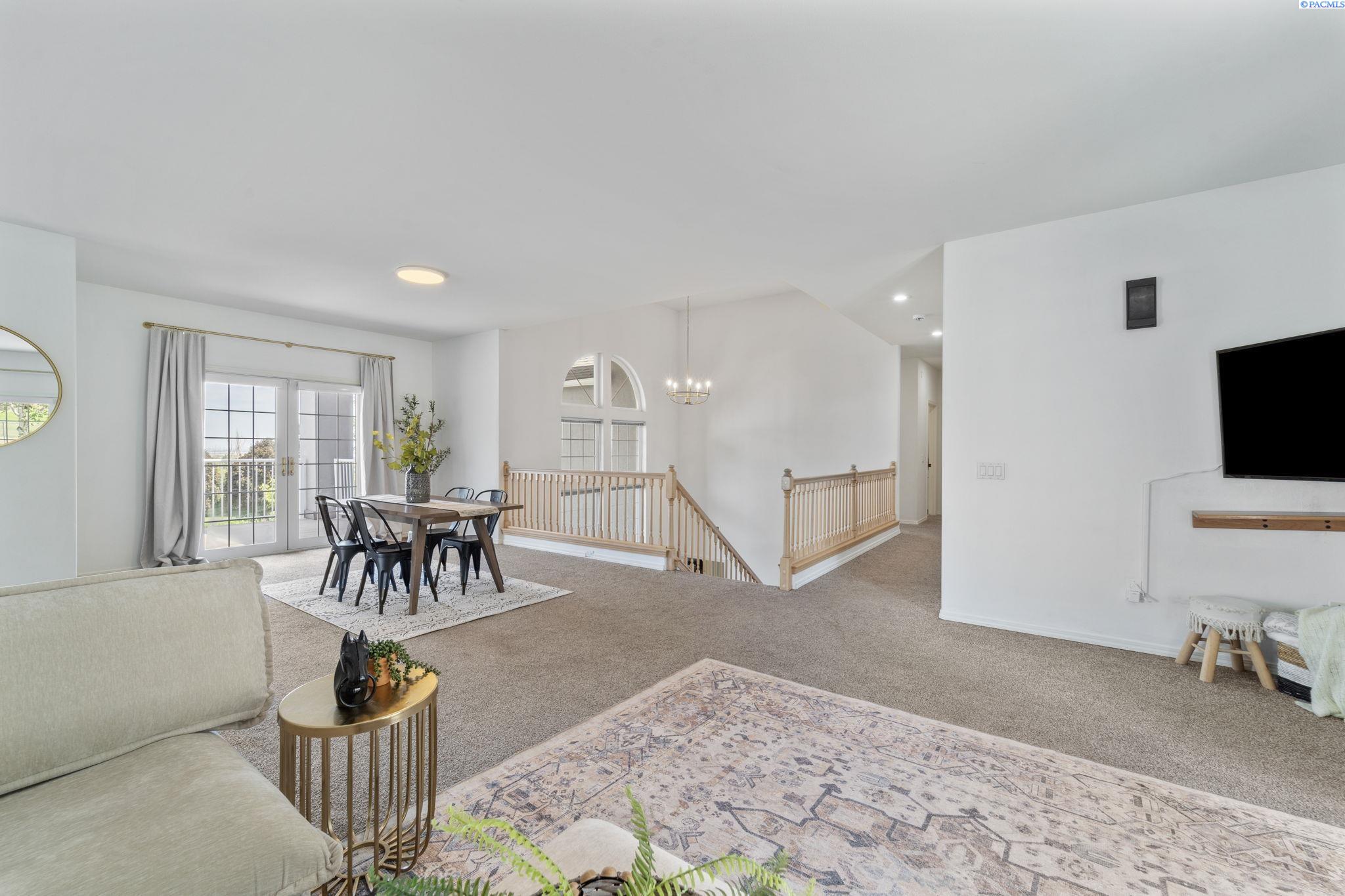 4949 Rau Lane
