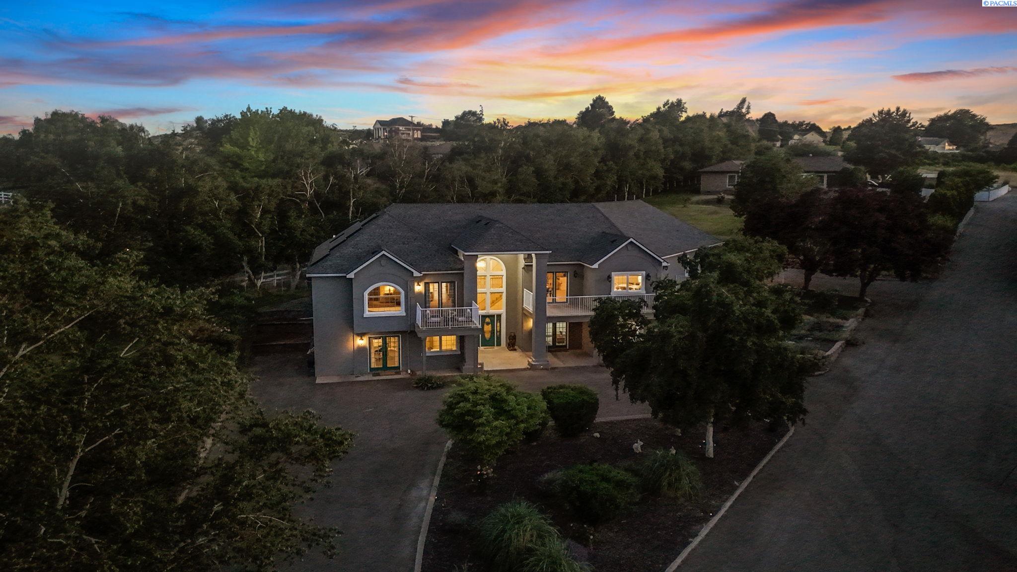 4949 Rau Lane