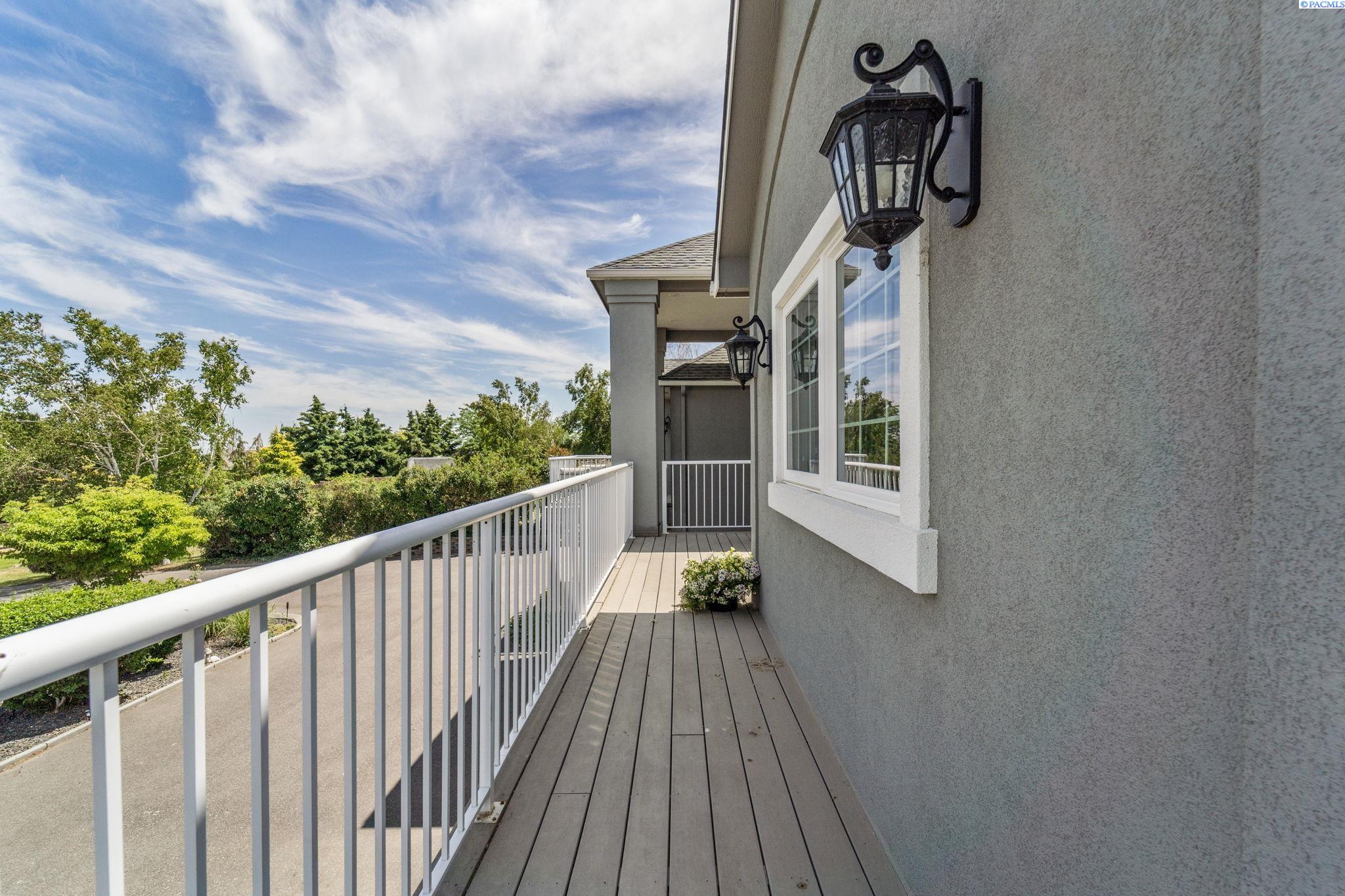 4949 Rau Lane