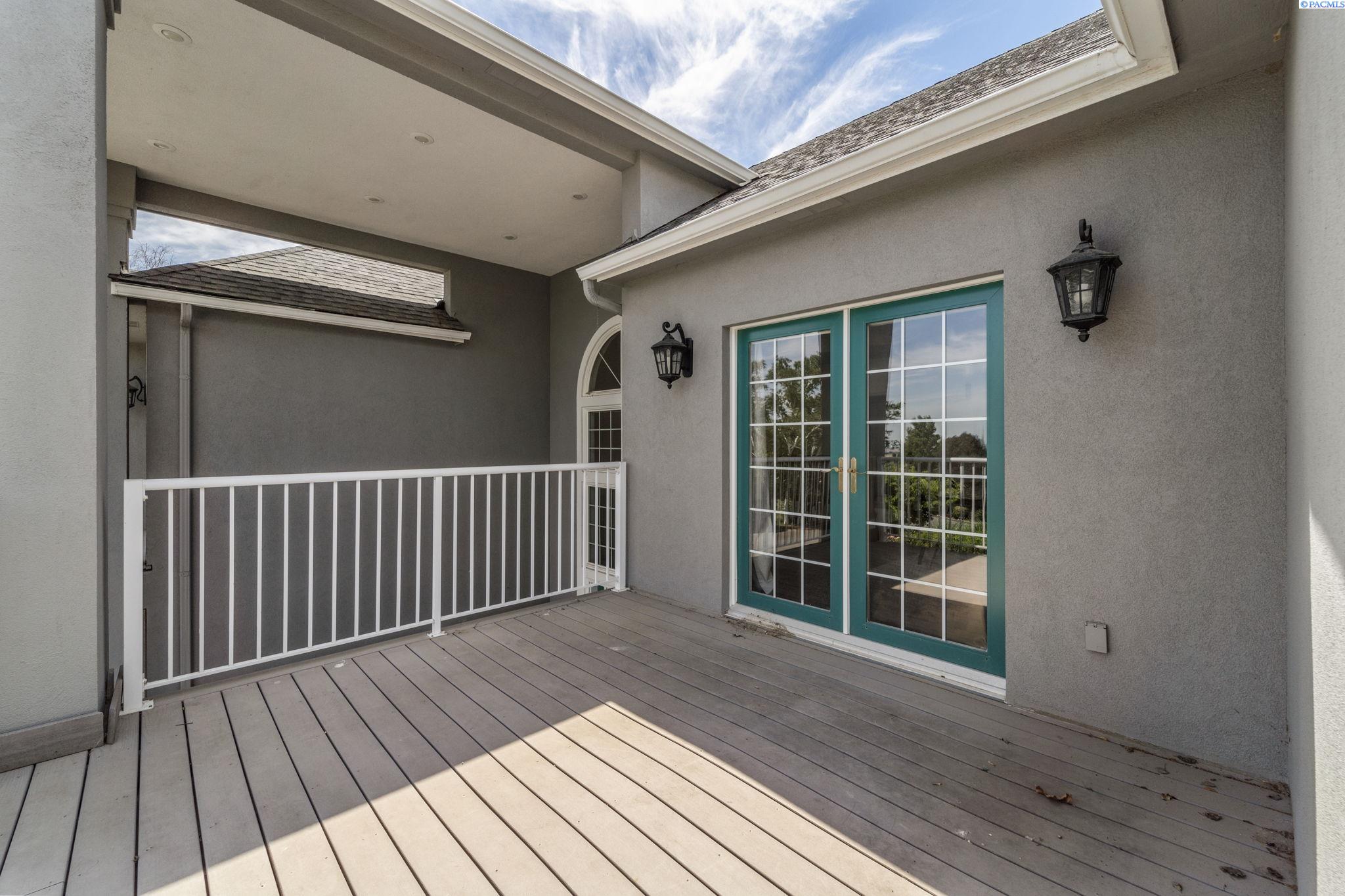 4949 Rau Lane