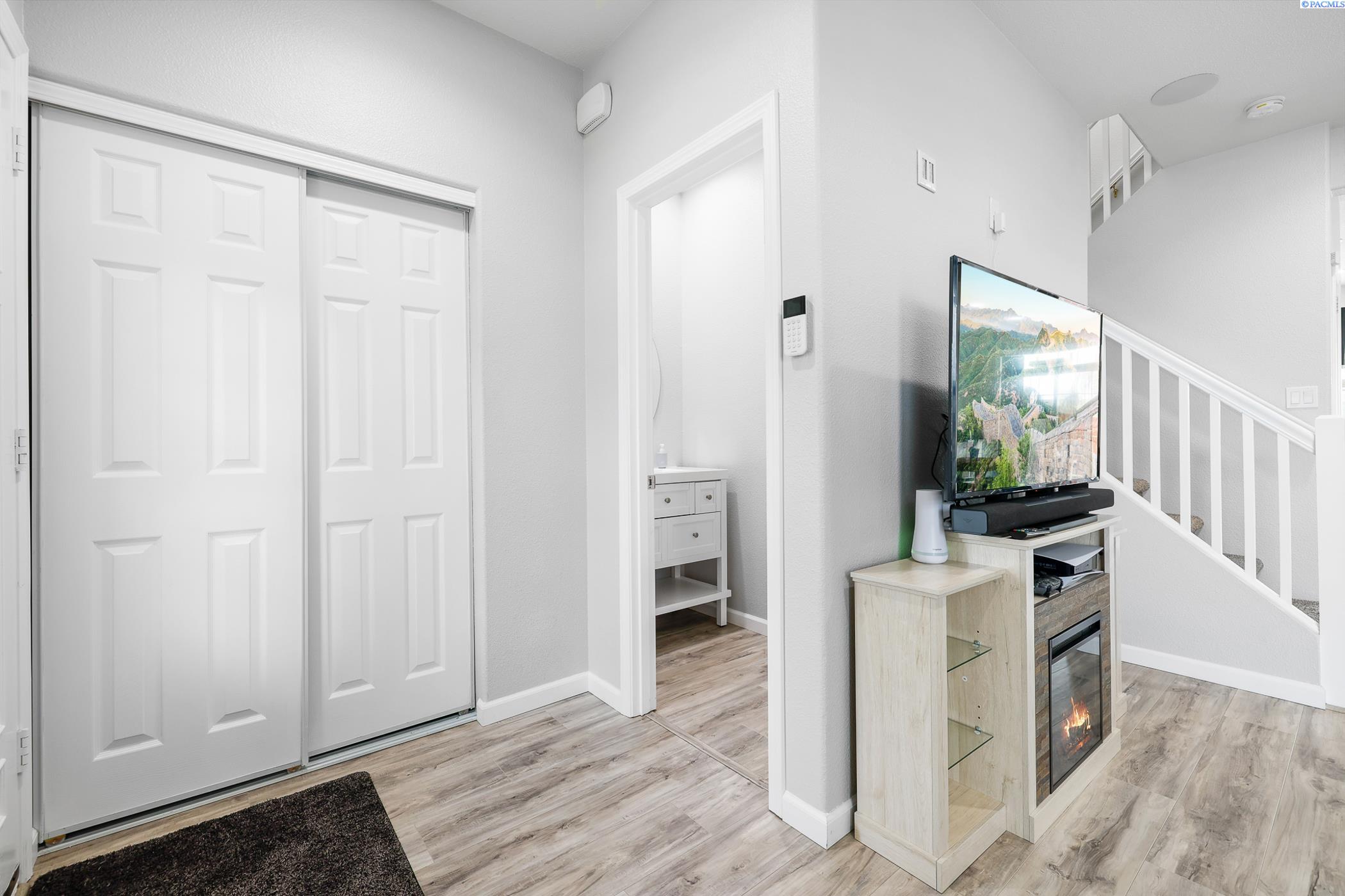 5415 Oriole Lane