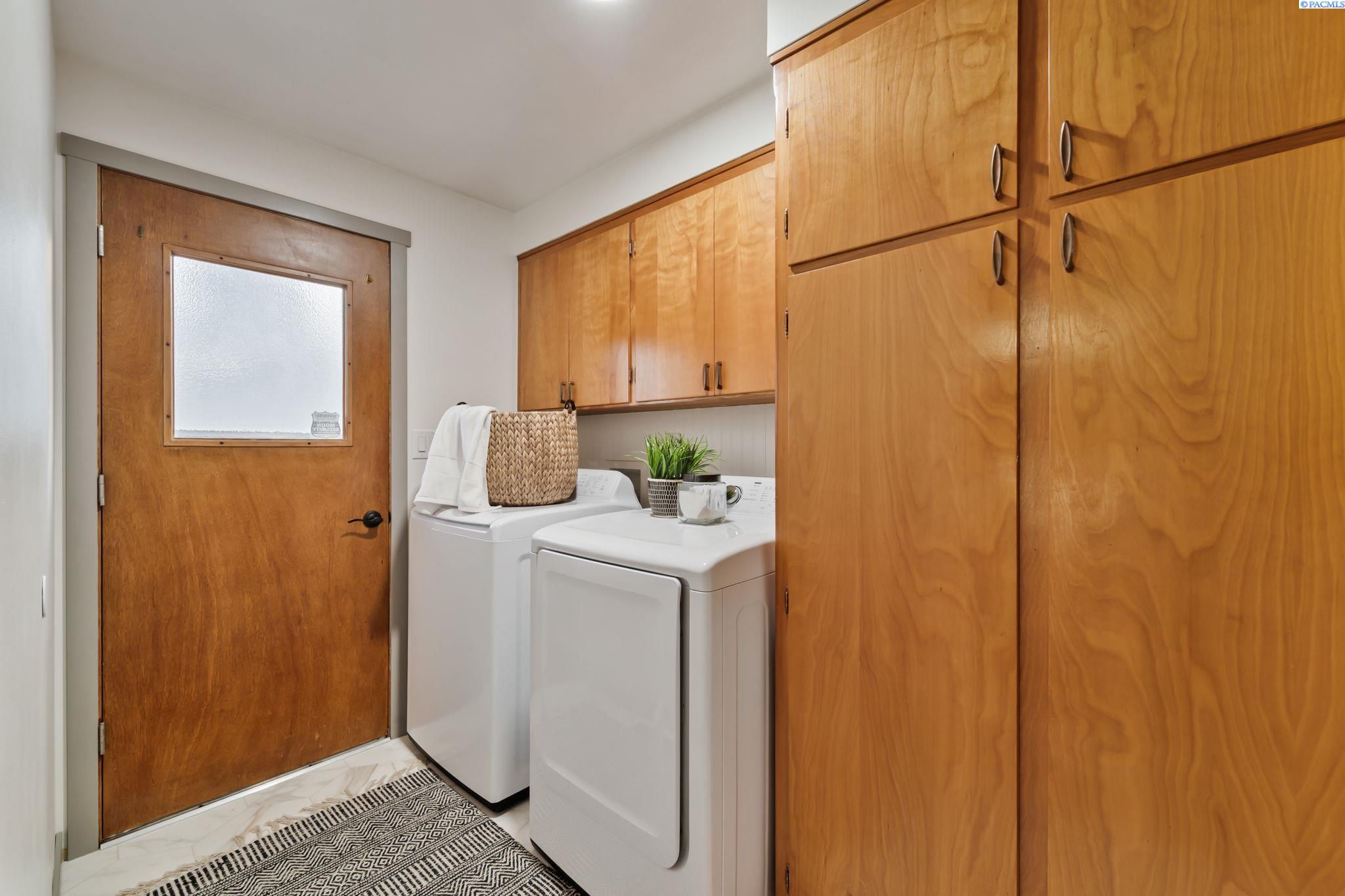 4603 W Metaline Avenue