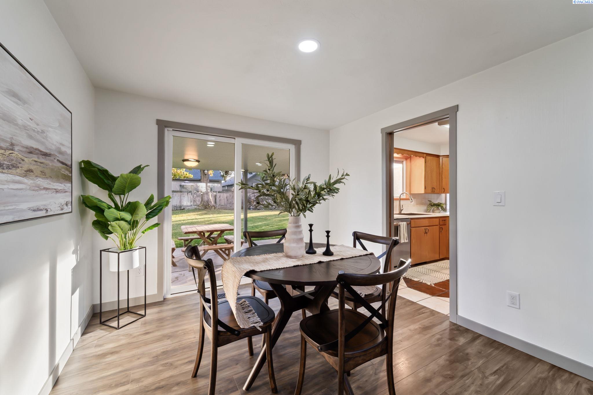 4603 W Metaline Avenue