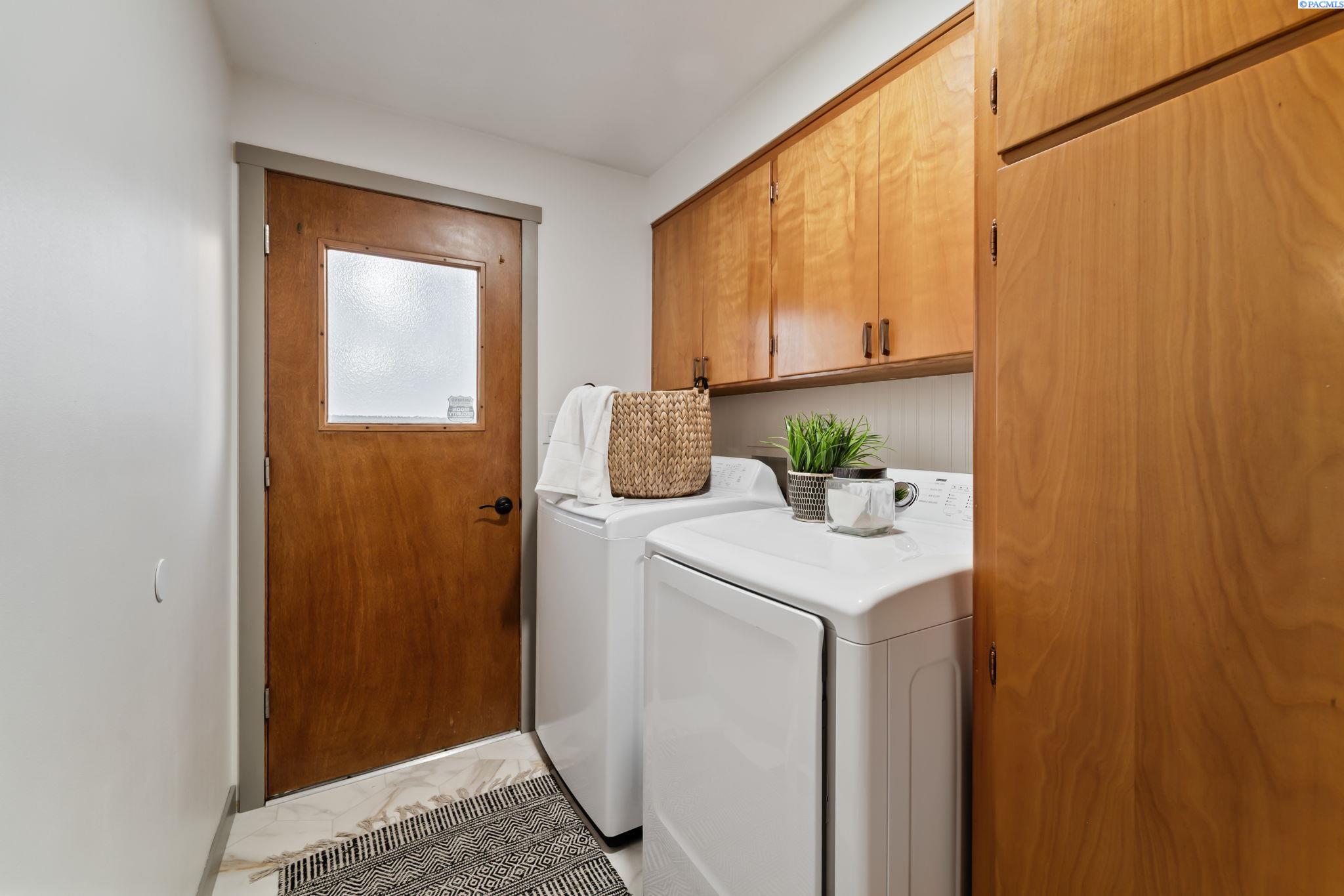 4603 W Metaline Avenue