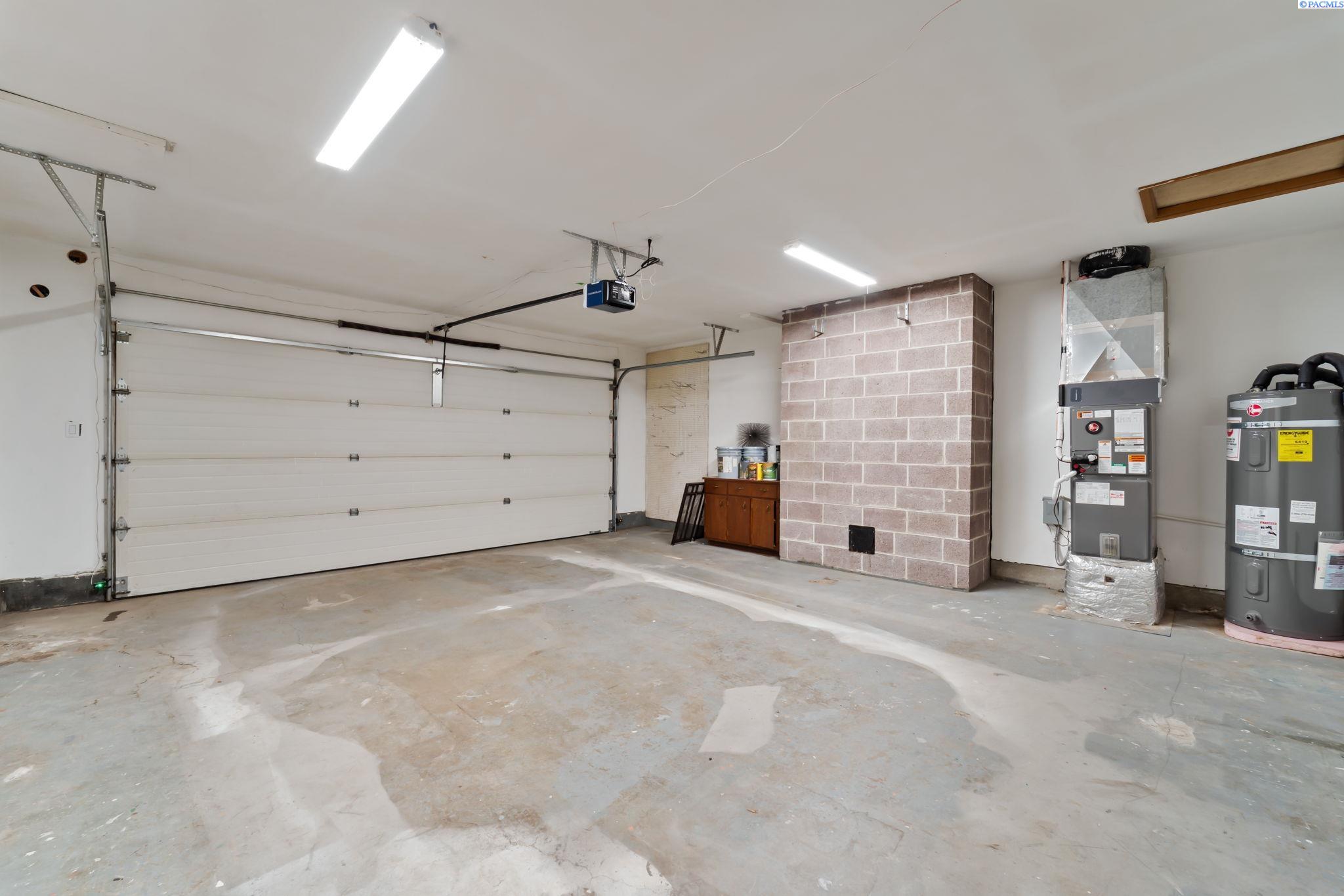 4603 W Metaline Avenue