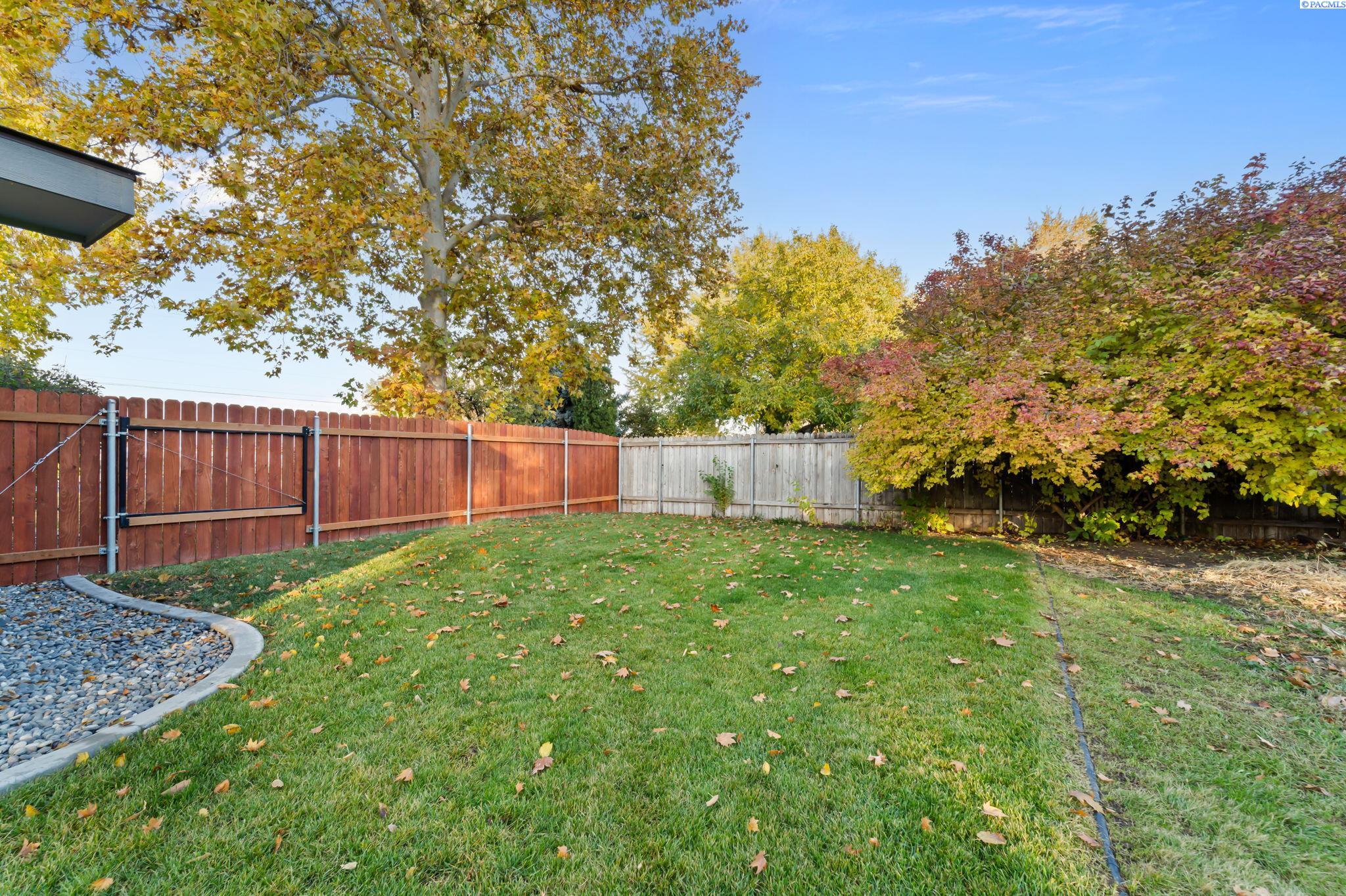 4603 W Metaline Avenue