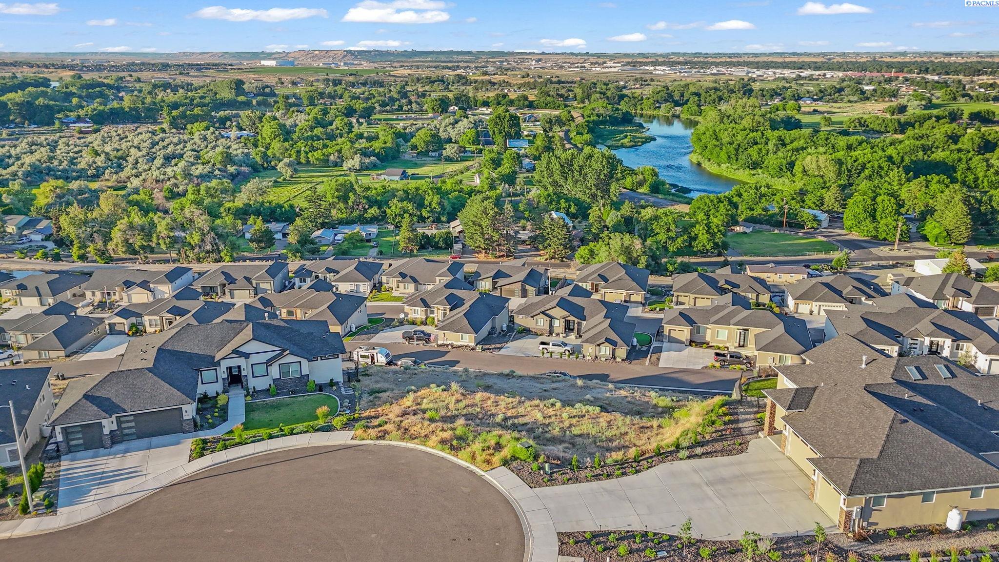 3560 Orchard St Unit: Daylight Basement Lot w/ Panoramic River Views