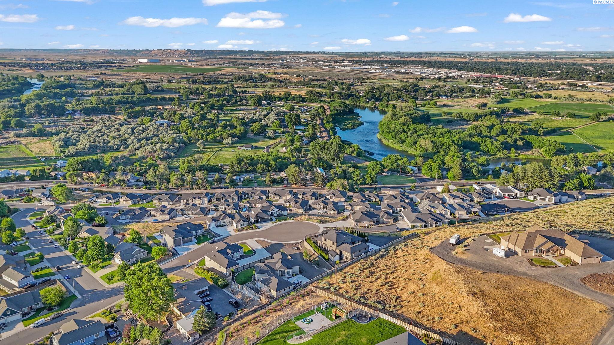 3560 Orchard St Unit: Daylight Basement Lot w/ Panoramic River Views