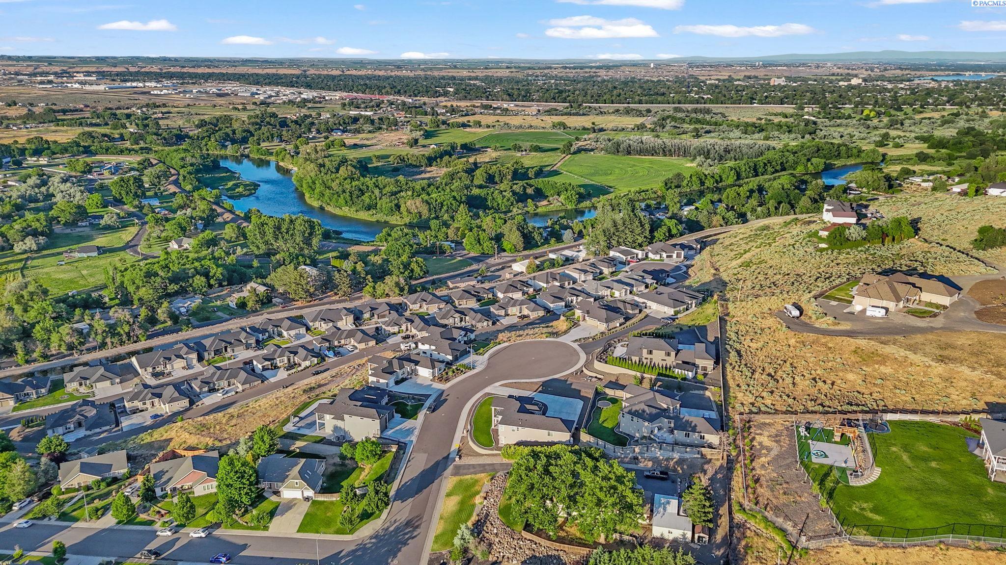 3560 Orchard St Unit: Daylight Basement Lot w/ Panoramic River Views