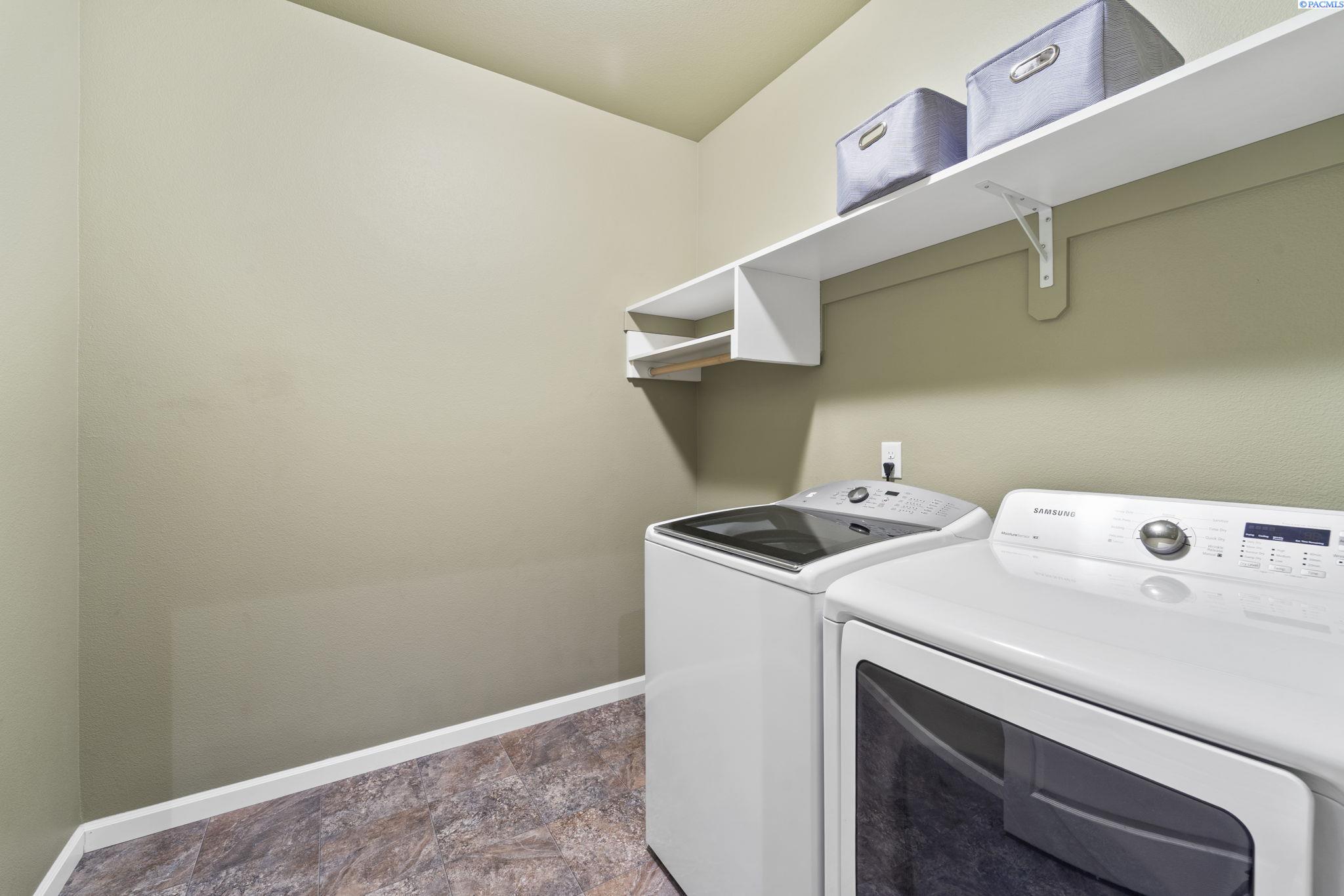 6102 Westmoreland Ln