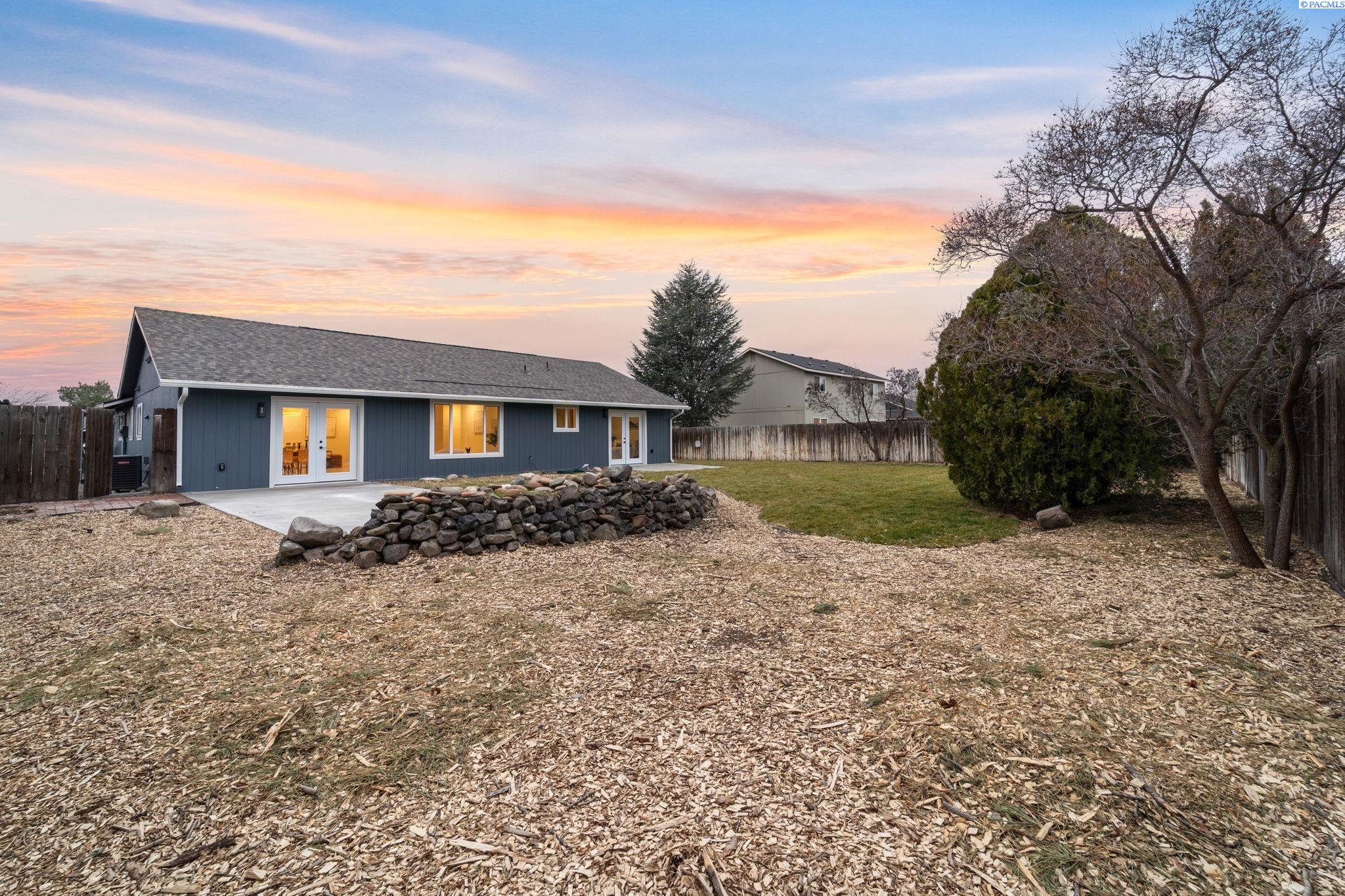 5106 Holly Way