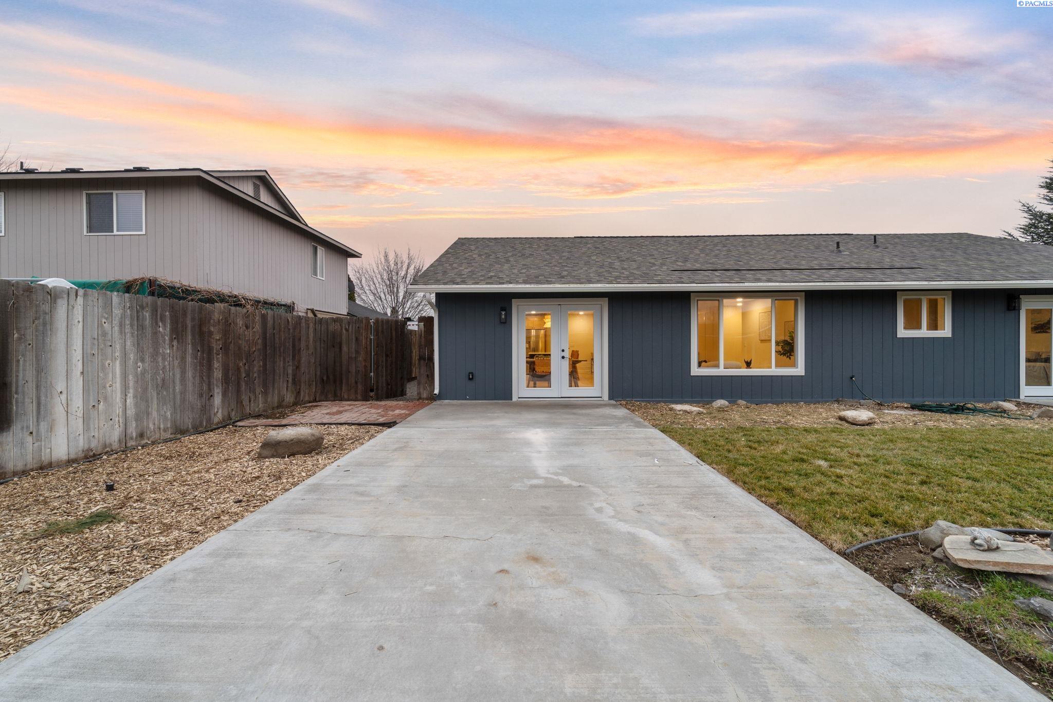 5106 Holly Way