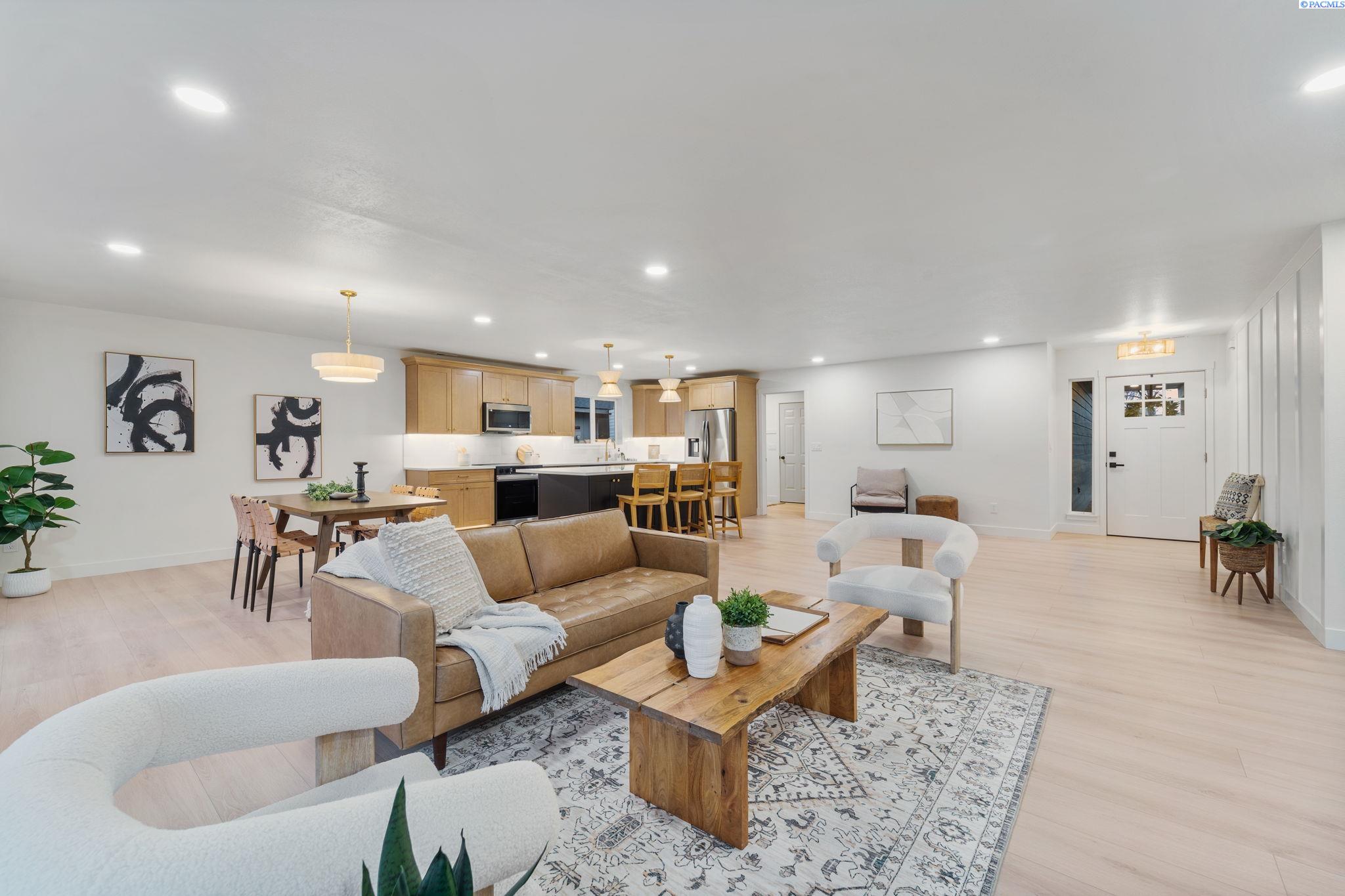 5106 Holly Way