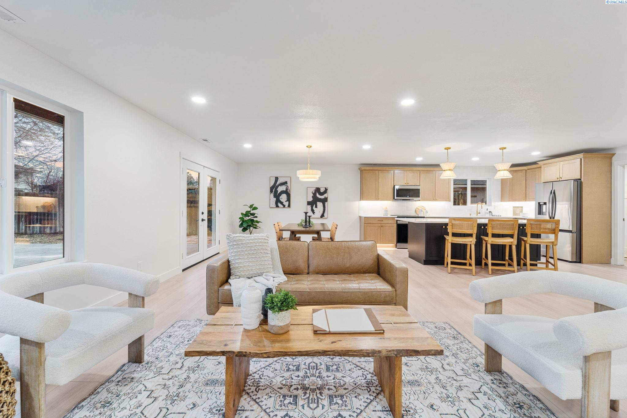 5106 Holly Way