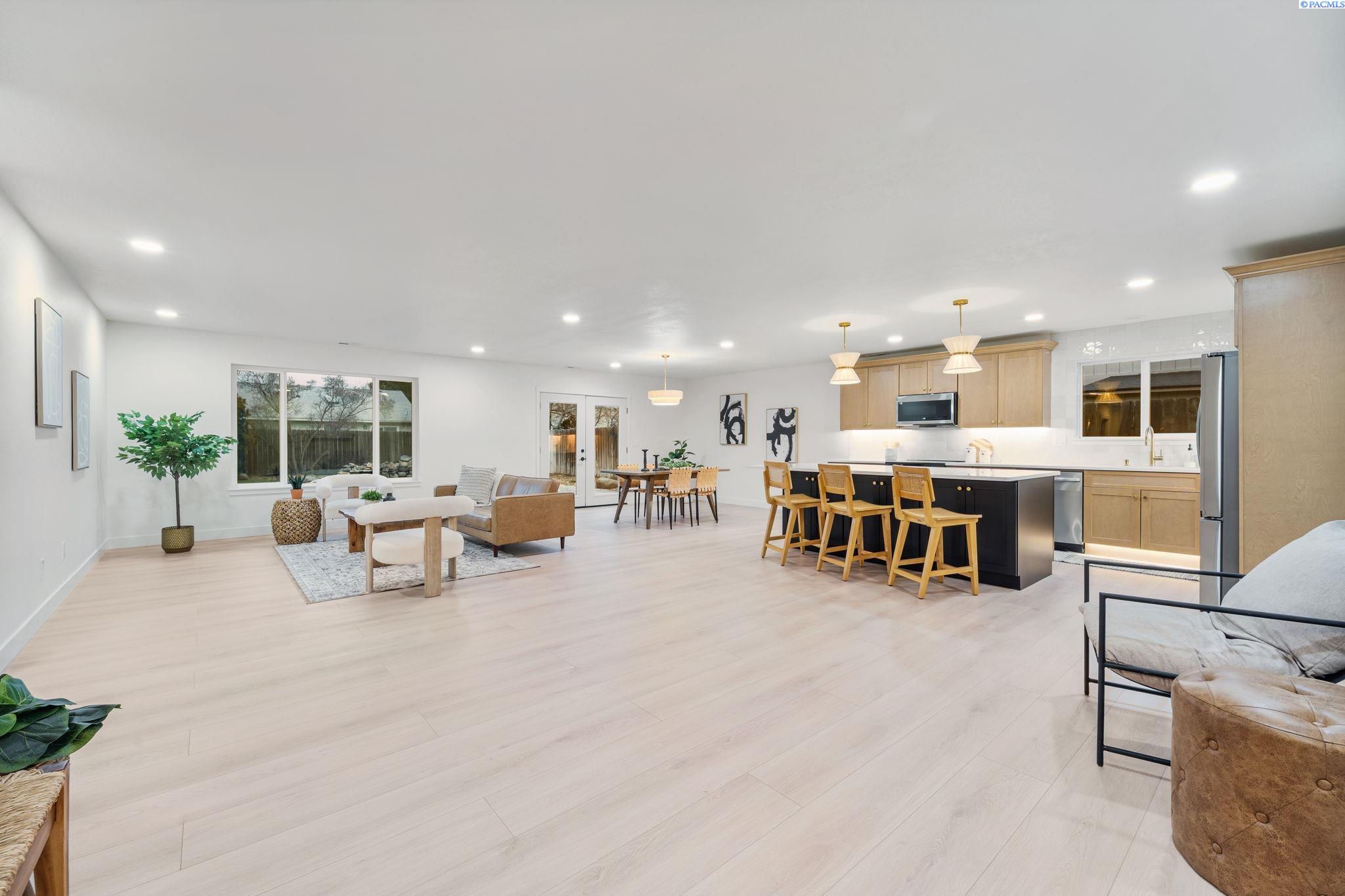5106 Holly Way