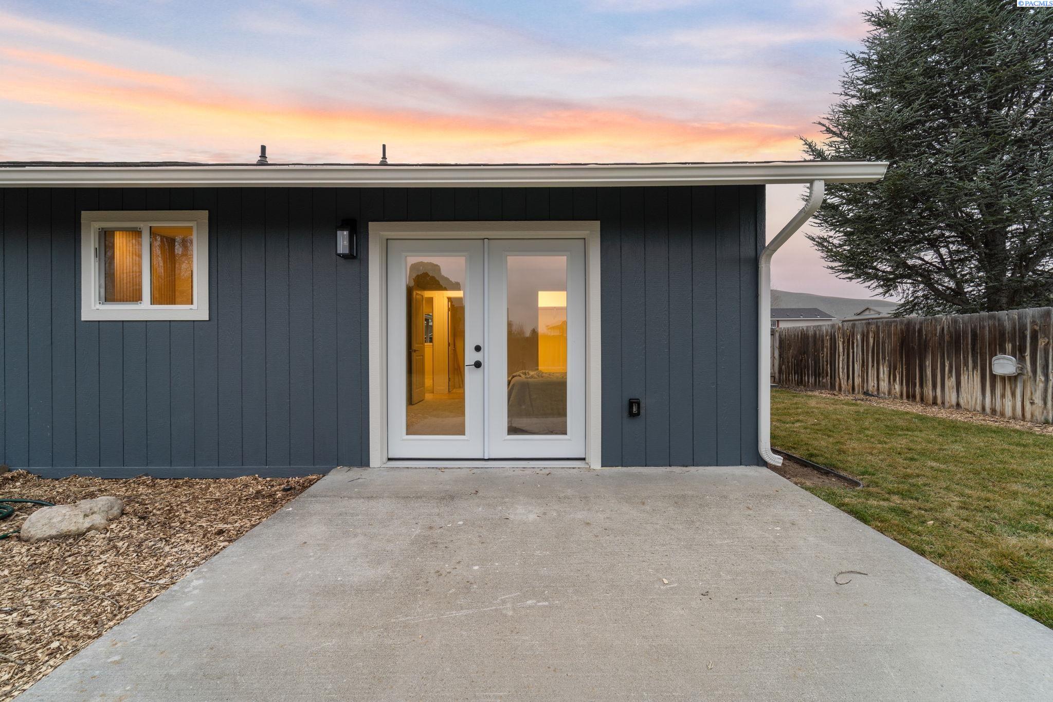 5106 Holly Way