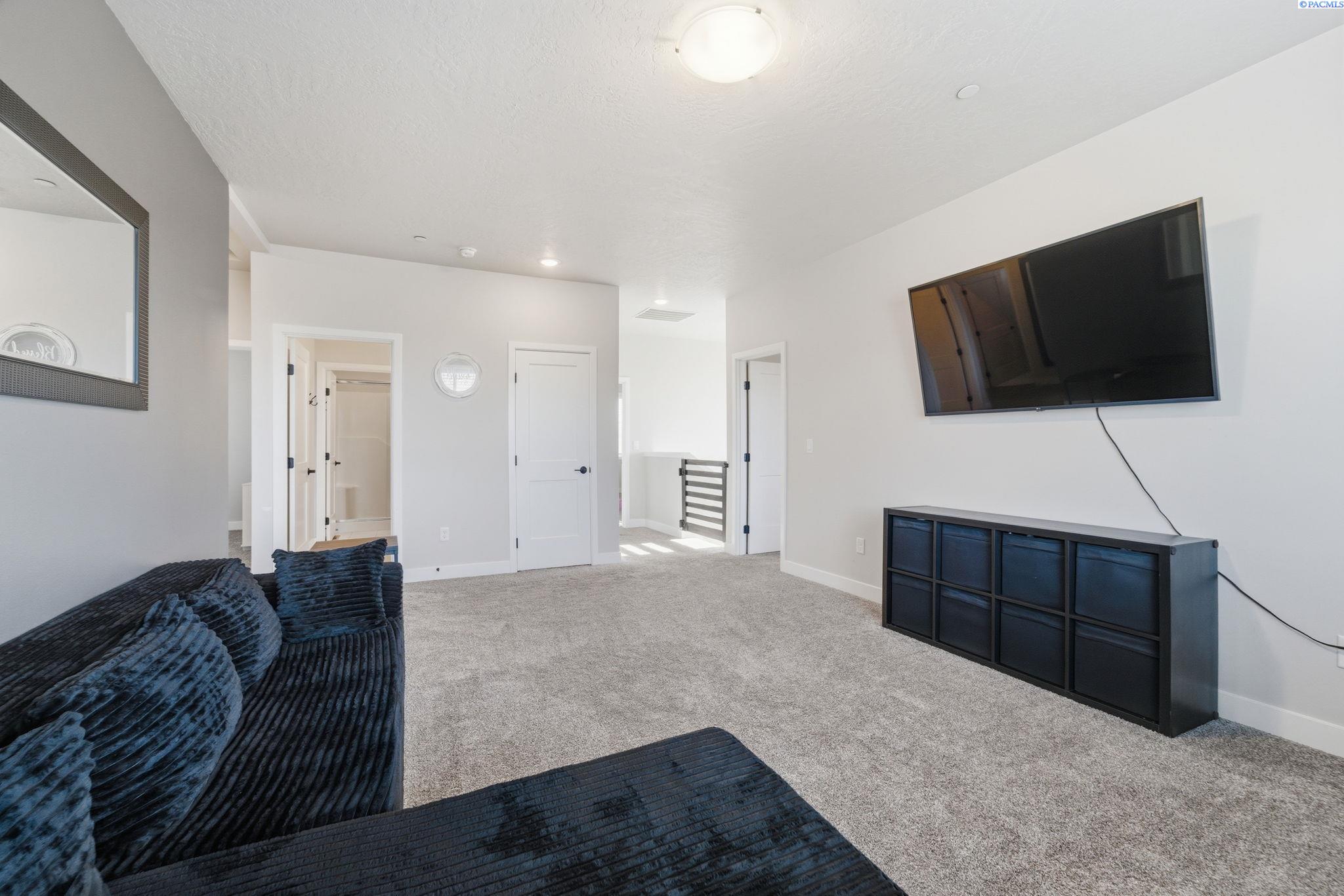 4523 Village View St.