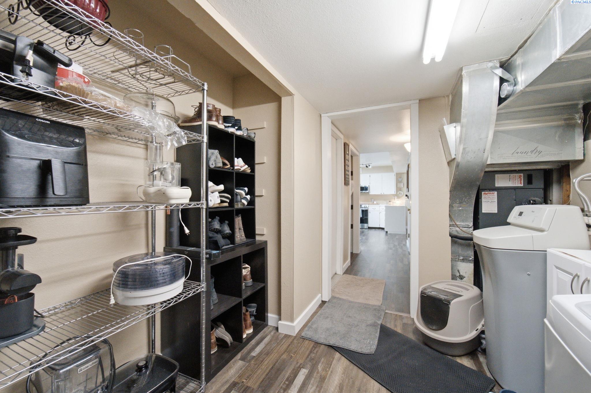 42514 W Klamath Ave, Apt A5