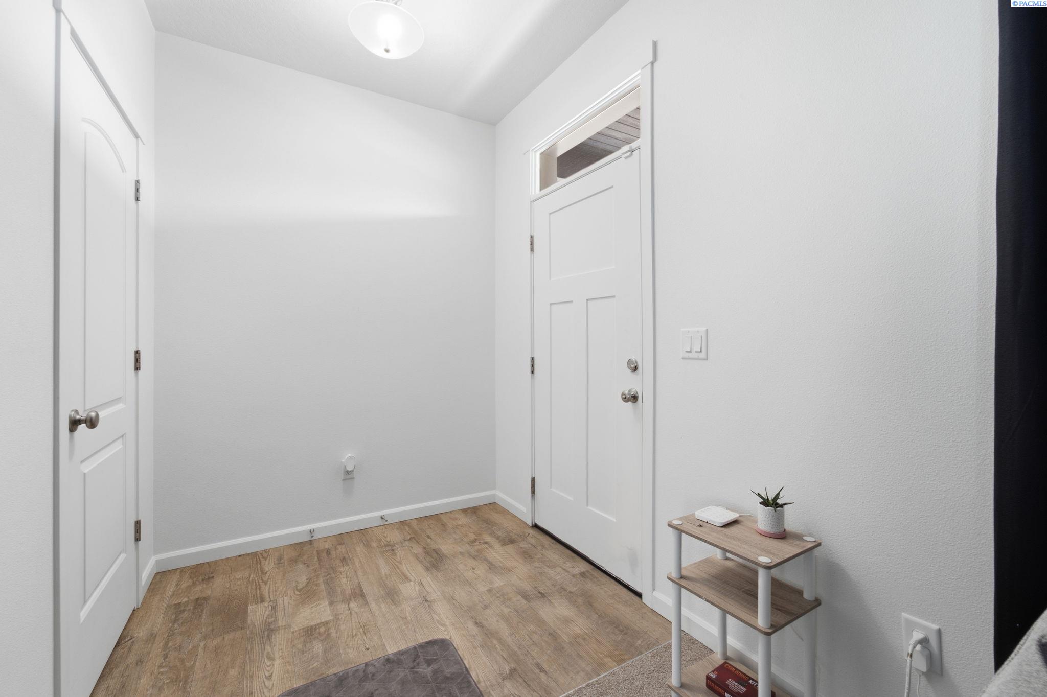 403 Emerald Ave
