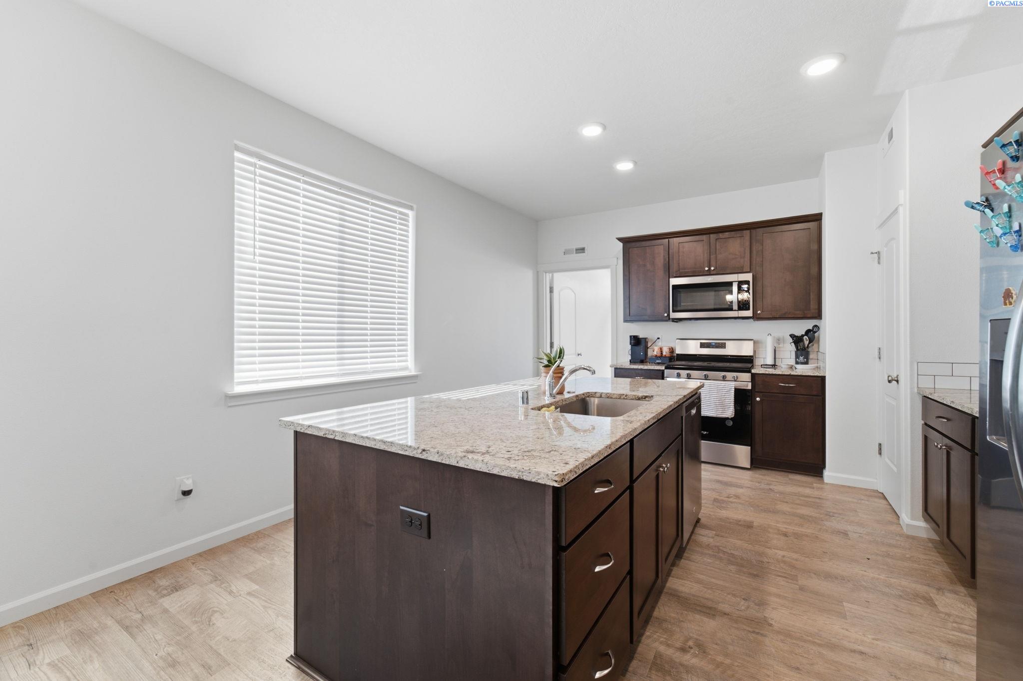 403 Emerald Ave
