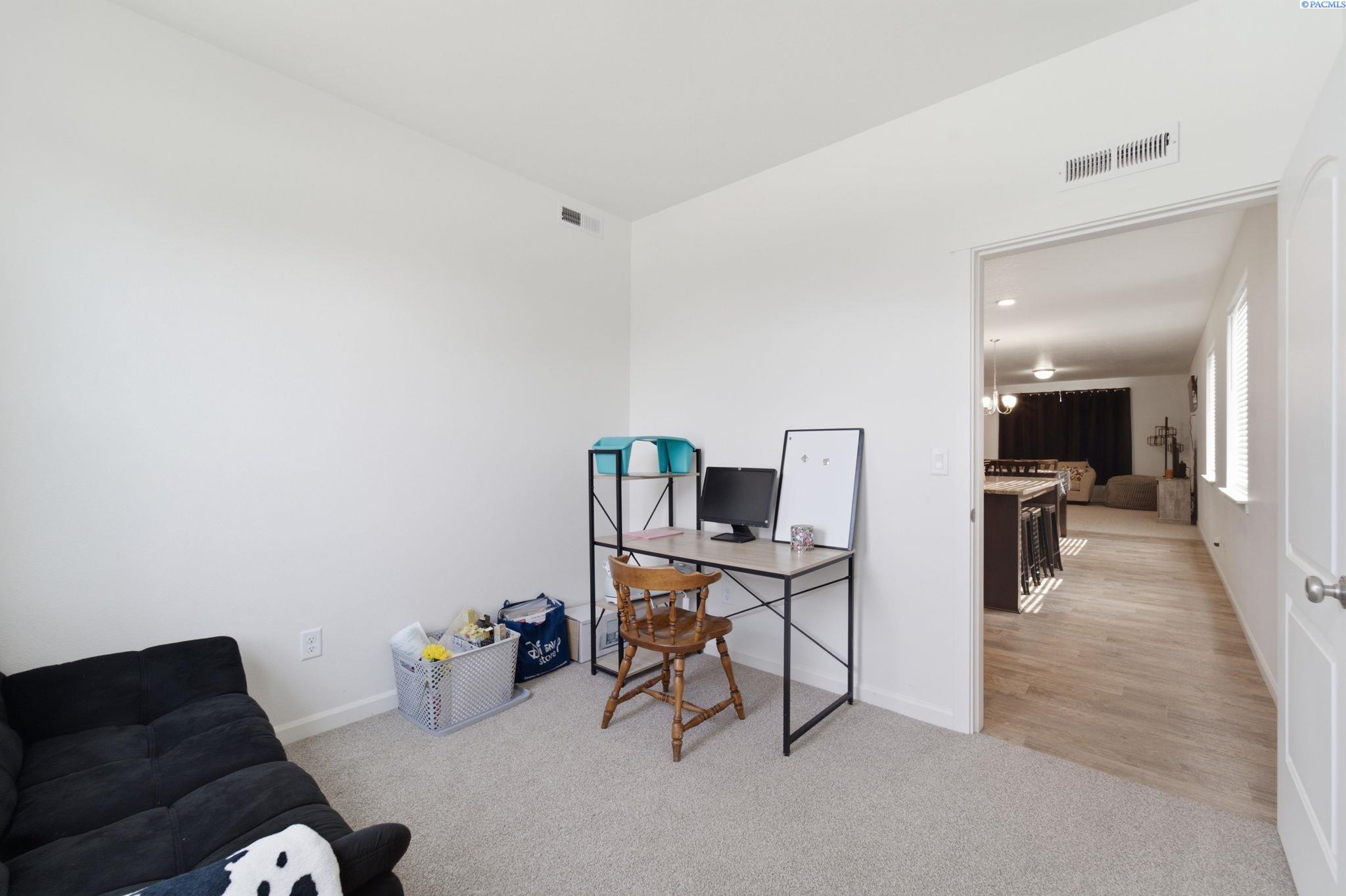 403 Emerald Ave