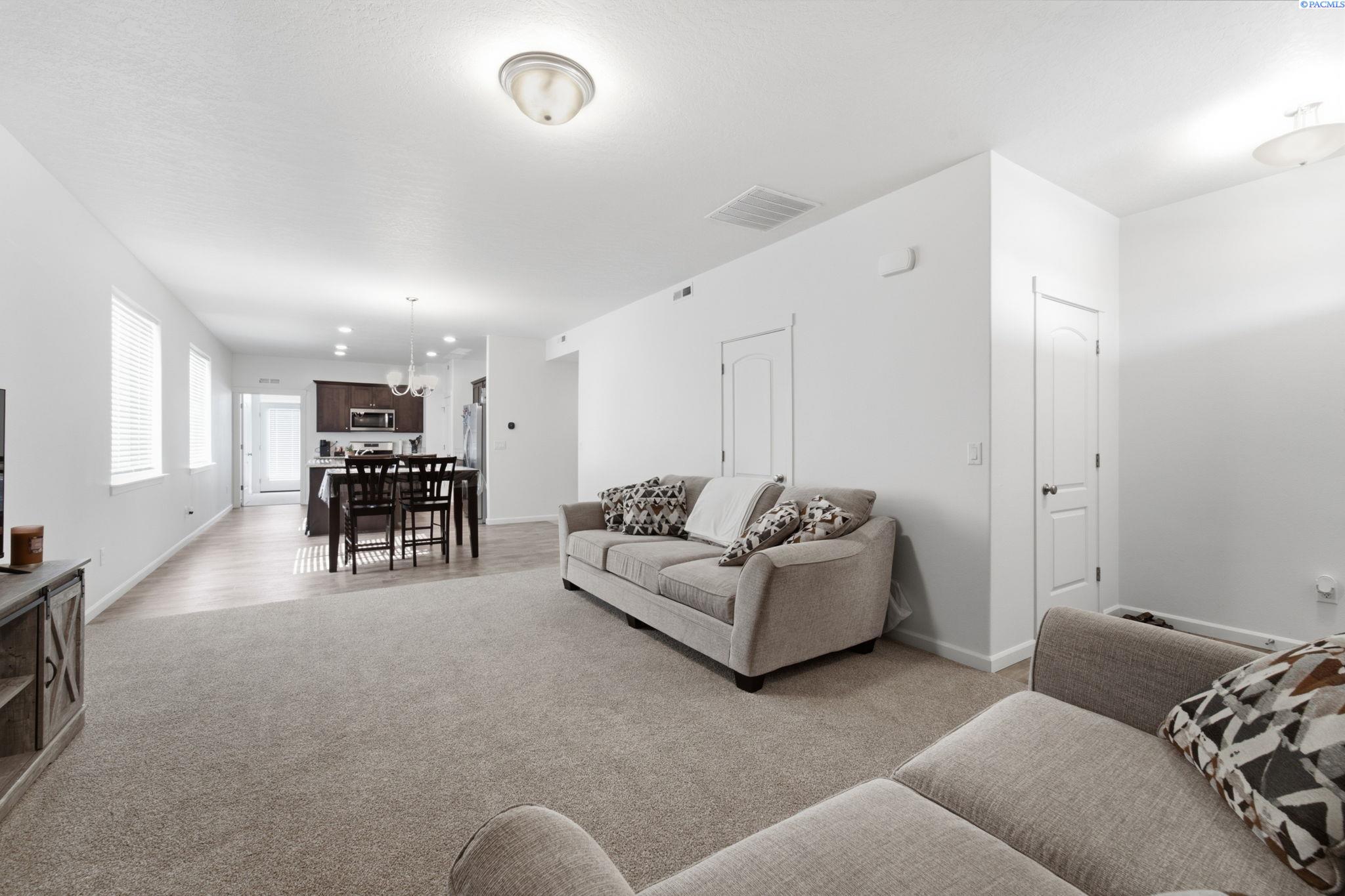 403 Emerald Ave