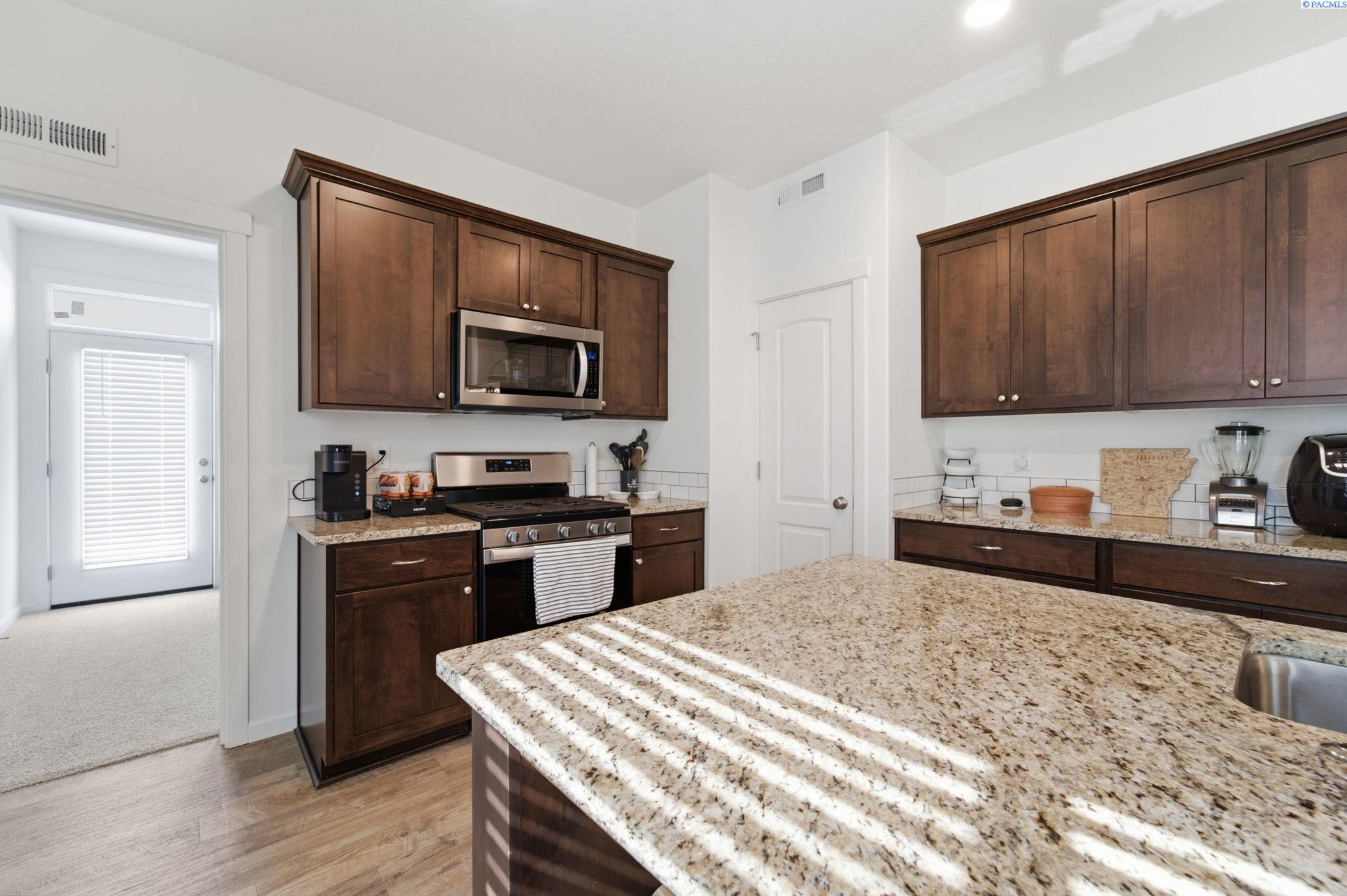 403 Emerald Ave