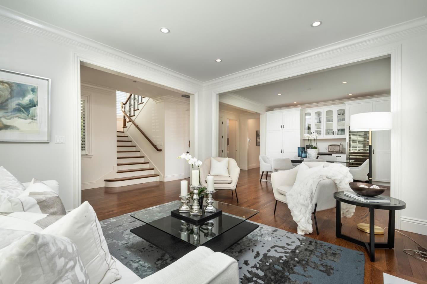 2112 Roosevelt AVE