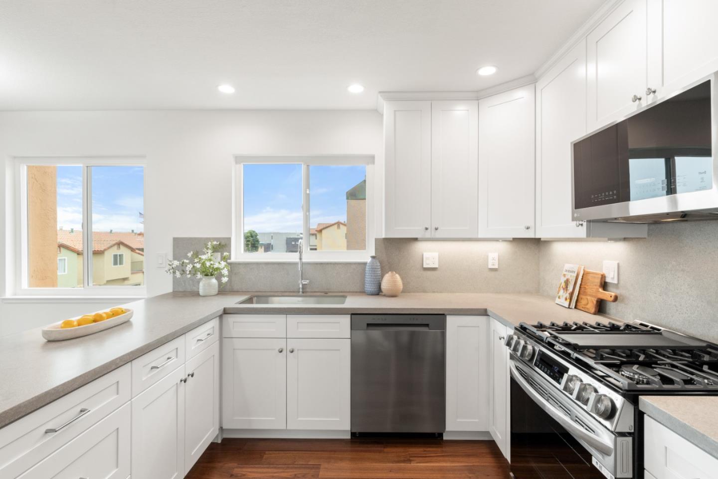 2355 Beach BLVD 301