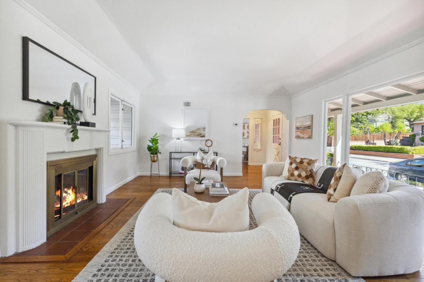 1820 Broadway