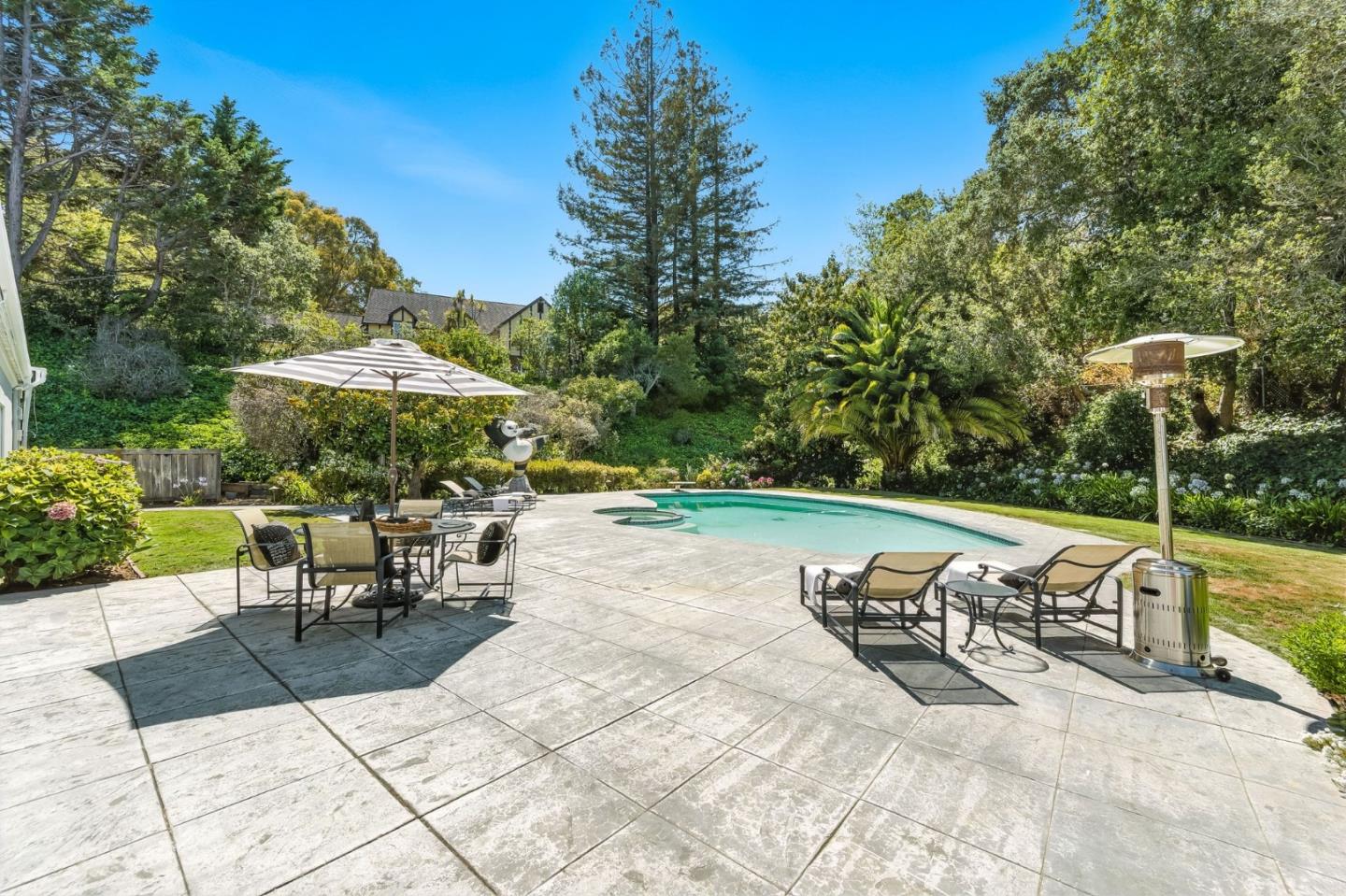 2530 Skyfarm Drive