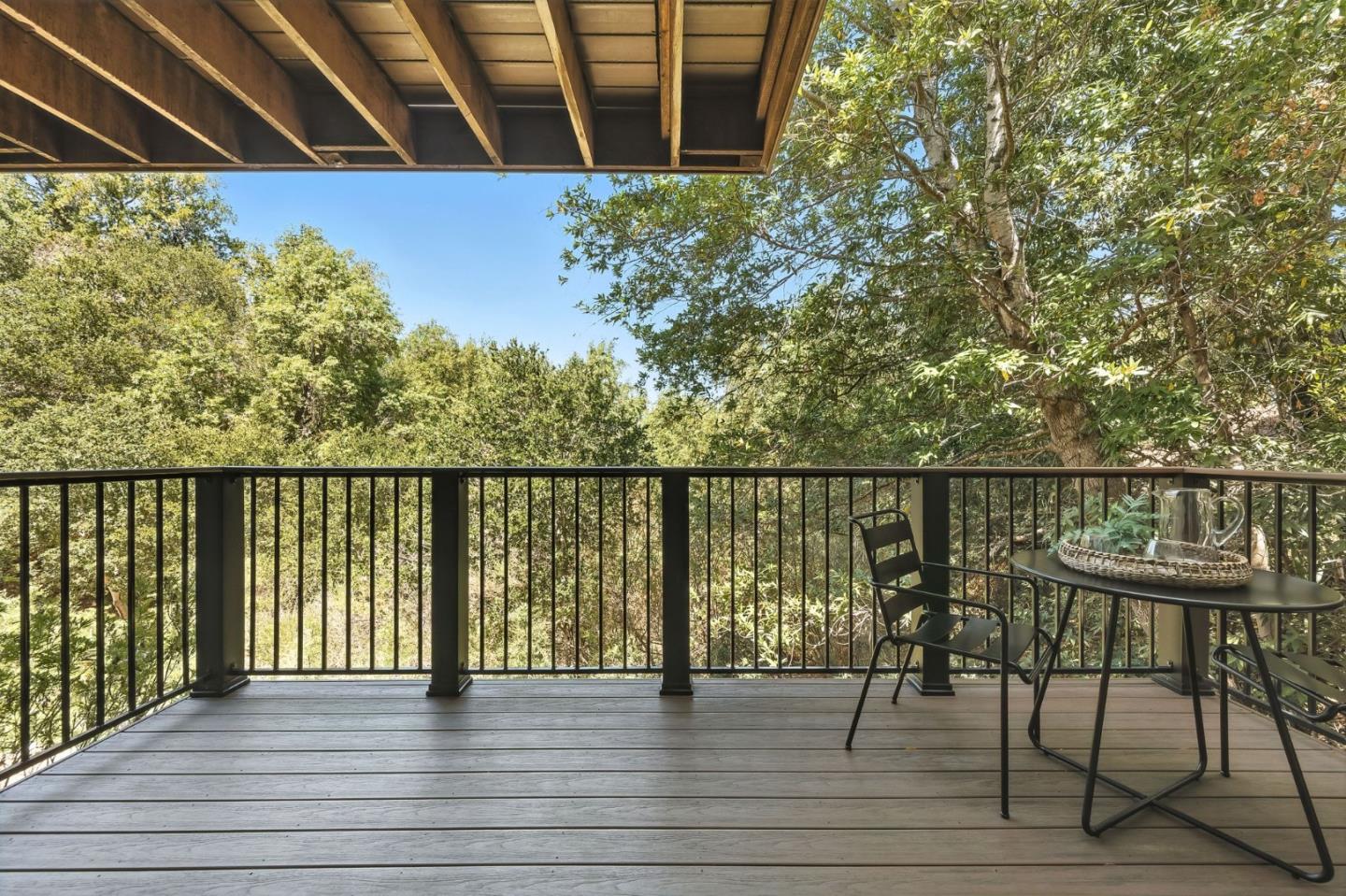 2530 Skyfarm Drive