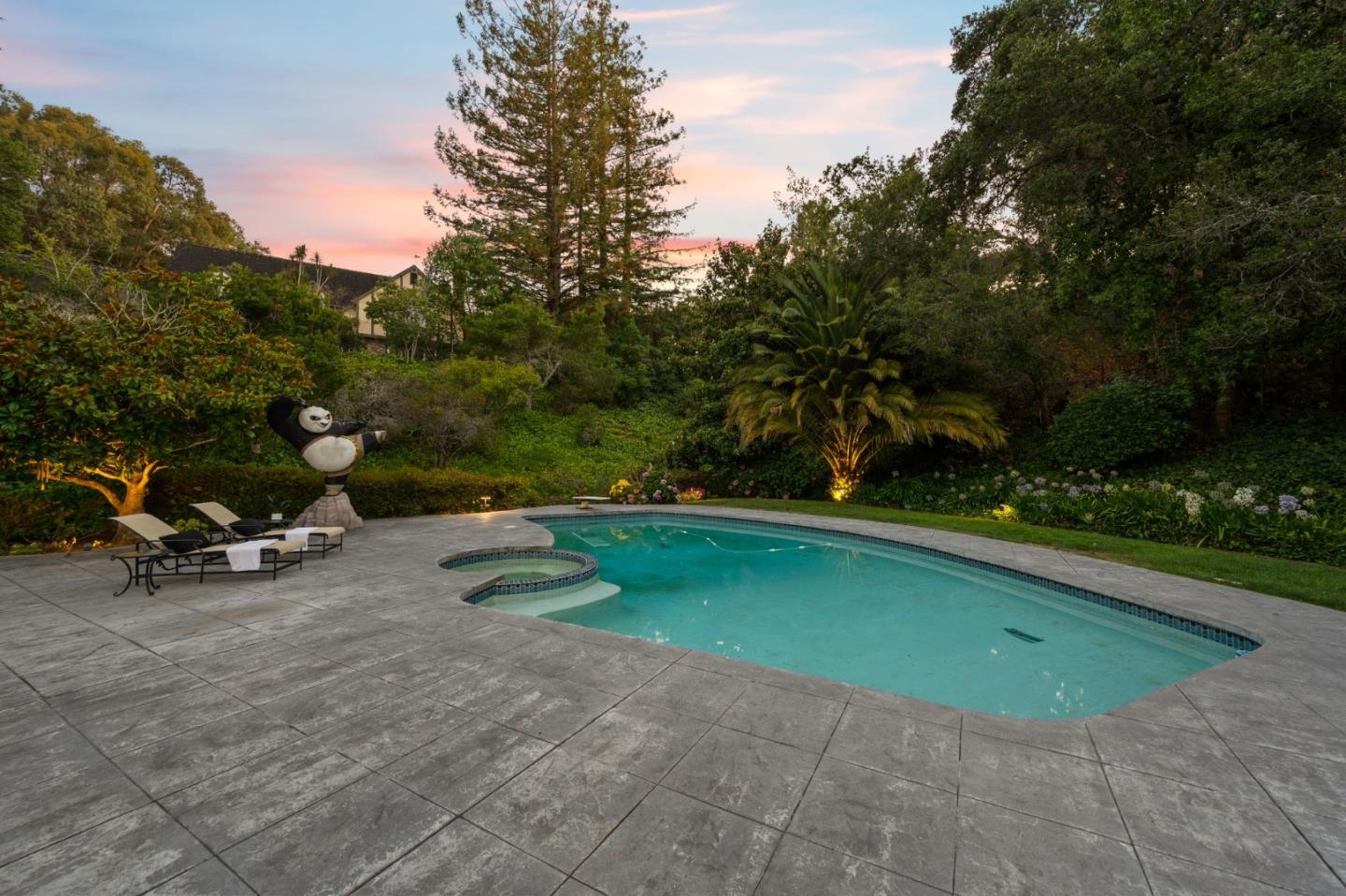 2530 Skyfarm Drive