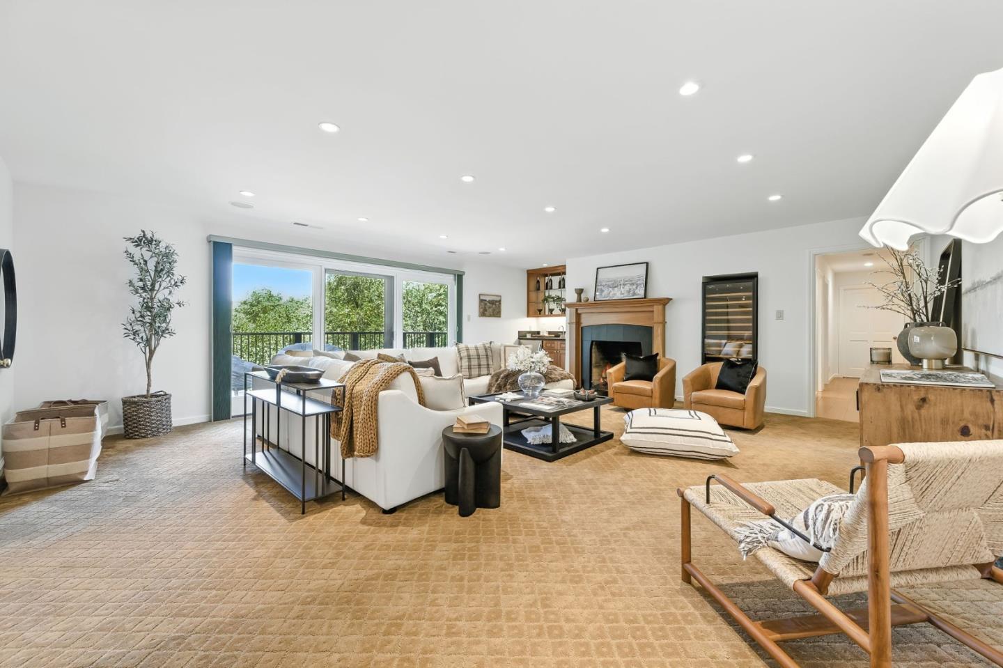 2530 Skyfarm Drive