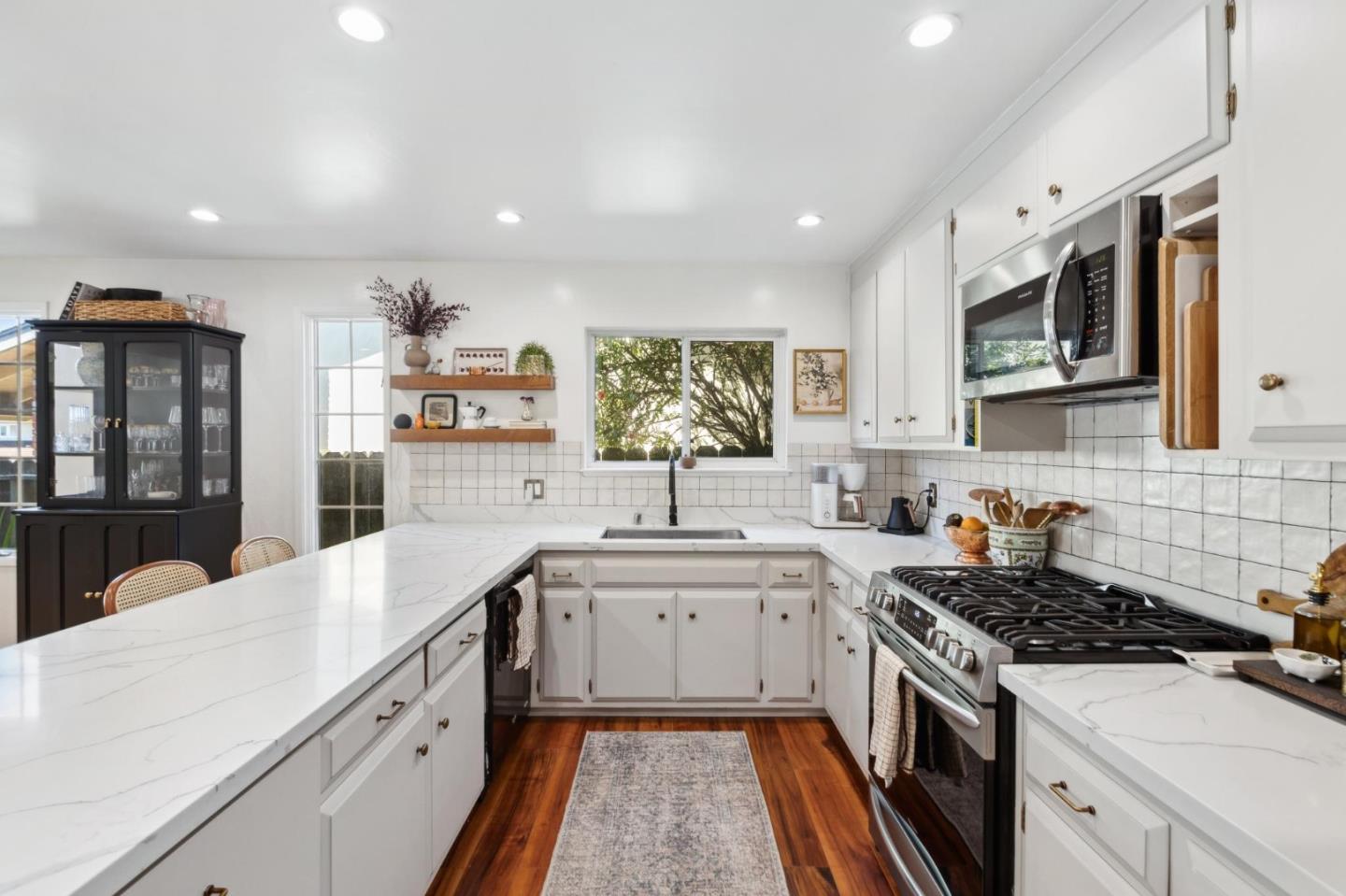 2621 Wexford AVE