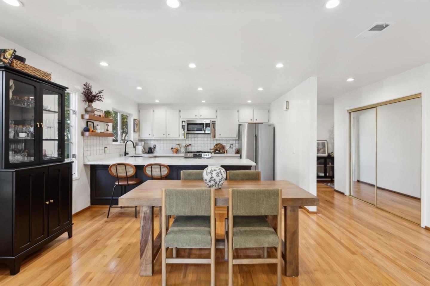 2621 Wexford AVE