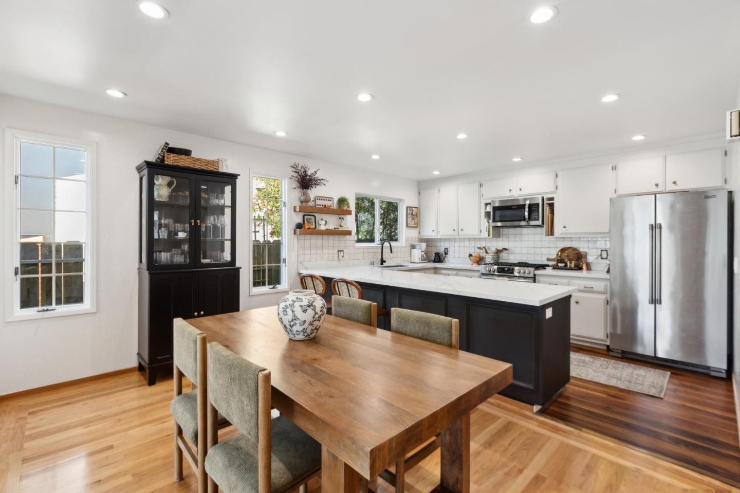2621 Wexford AVE